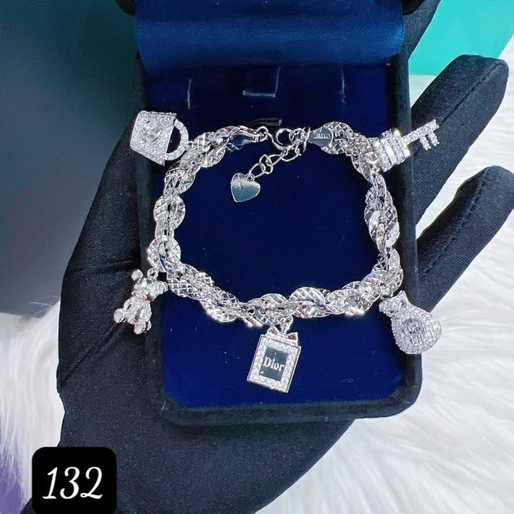 Vòng Charm  DiOr_thumbnail_0