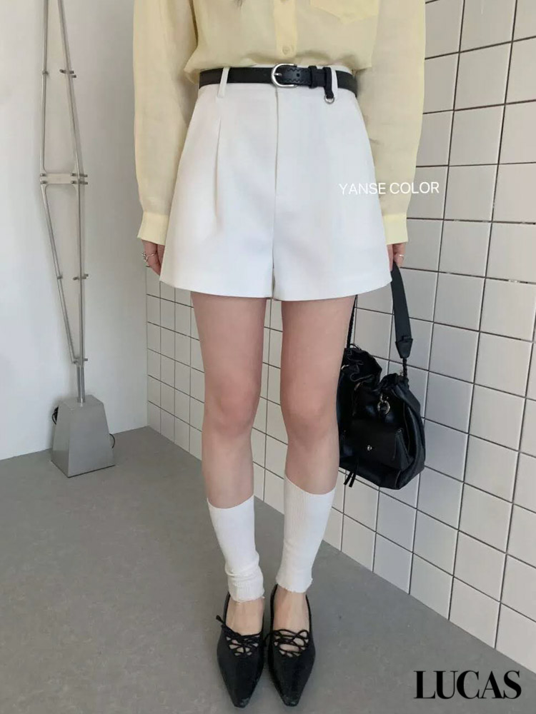 Quần sóc vải basic túi chéo + belt da đen_thumbnail_1