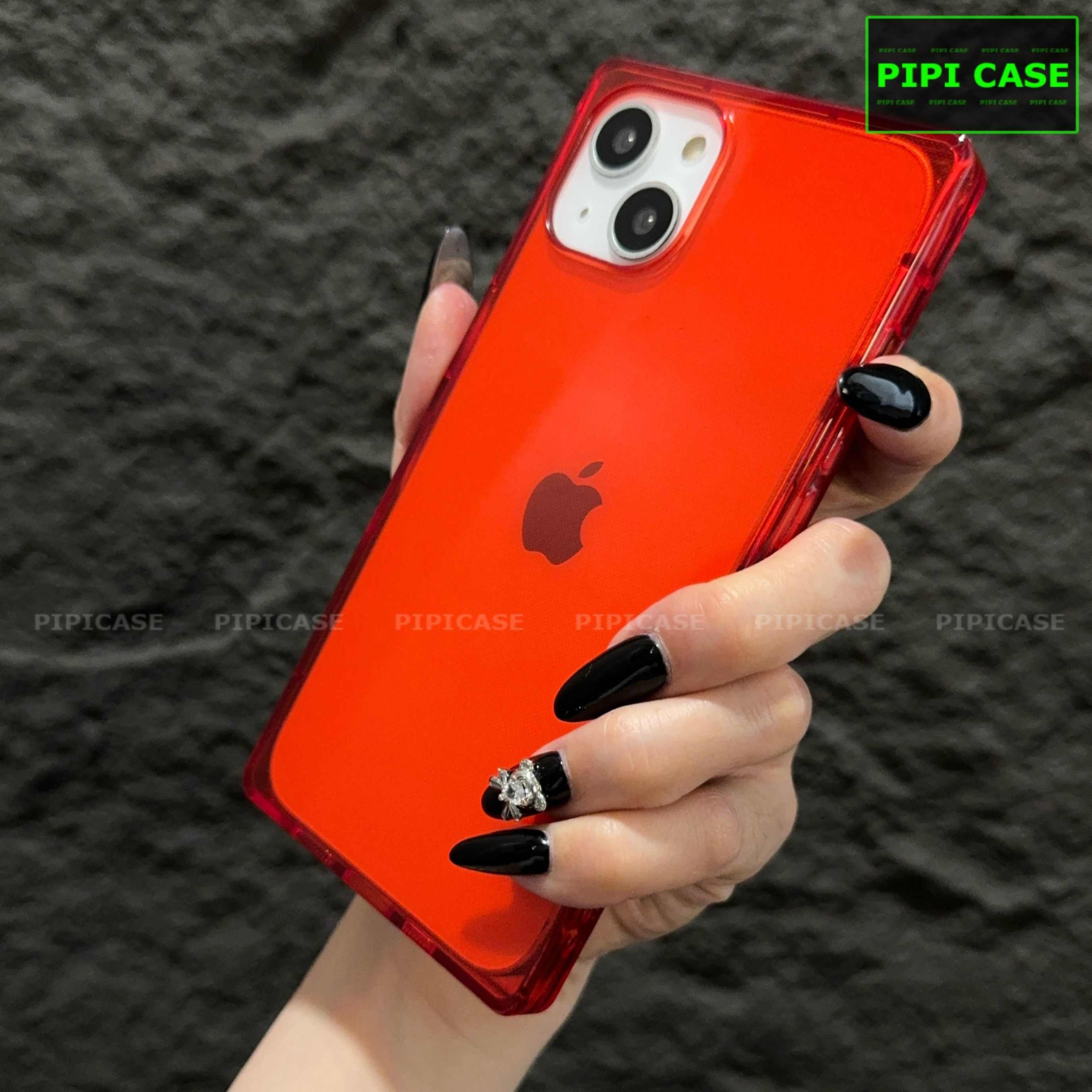 Ốp Lưng iPhone 13 - Layla - Đỏ