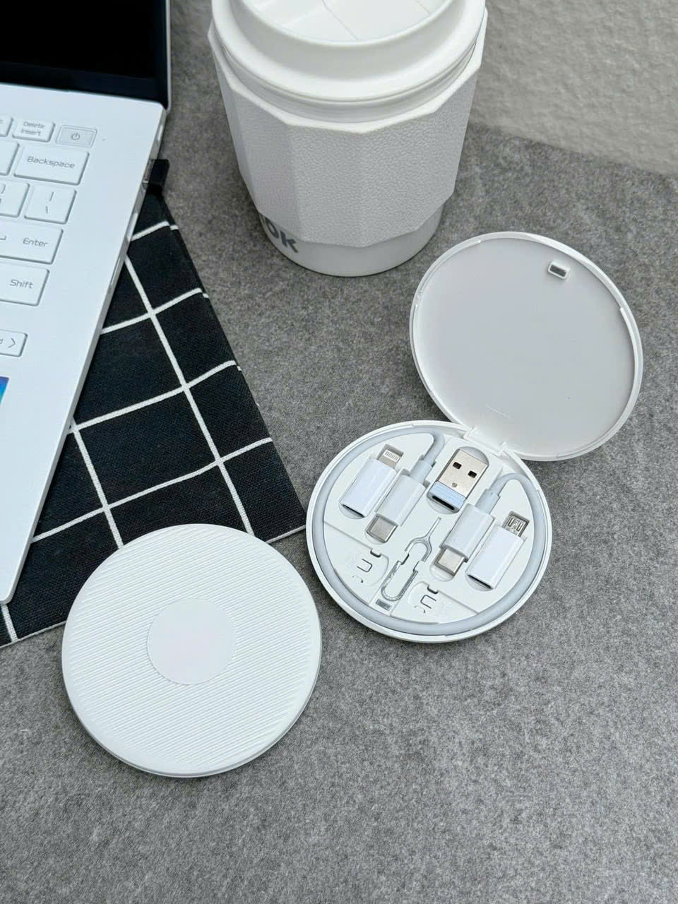 Hộp Cáp Sạc Điện Thoại Đa Năng 7 Kết Nối_thumbnail_3