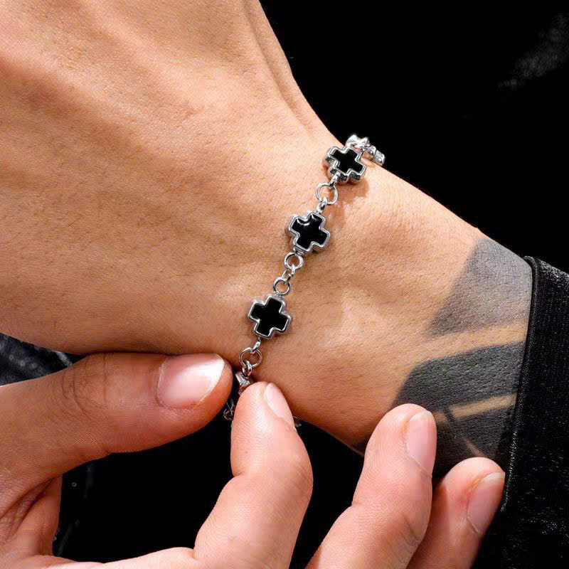 Noir Cross_thumbnail_4
