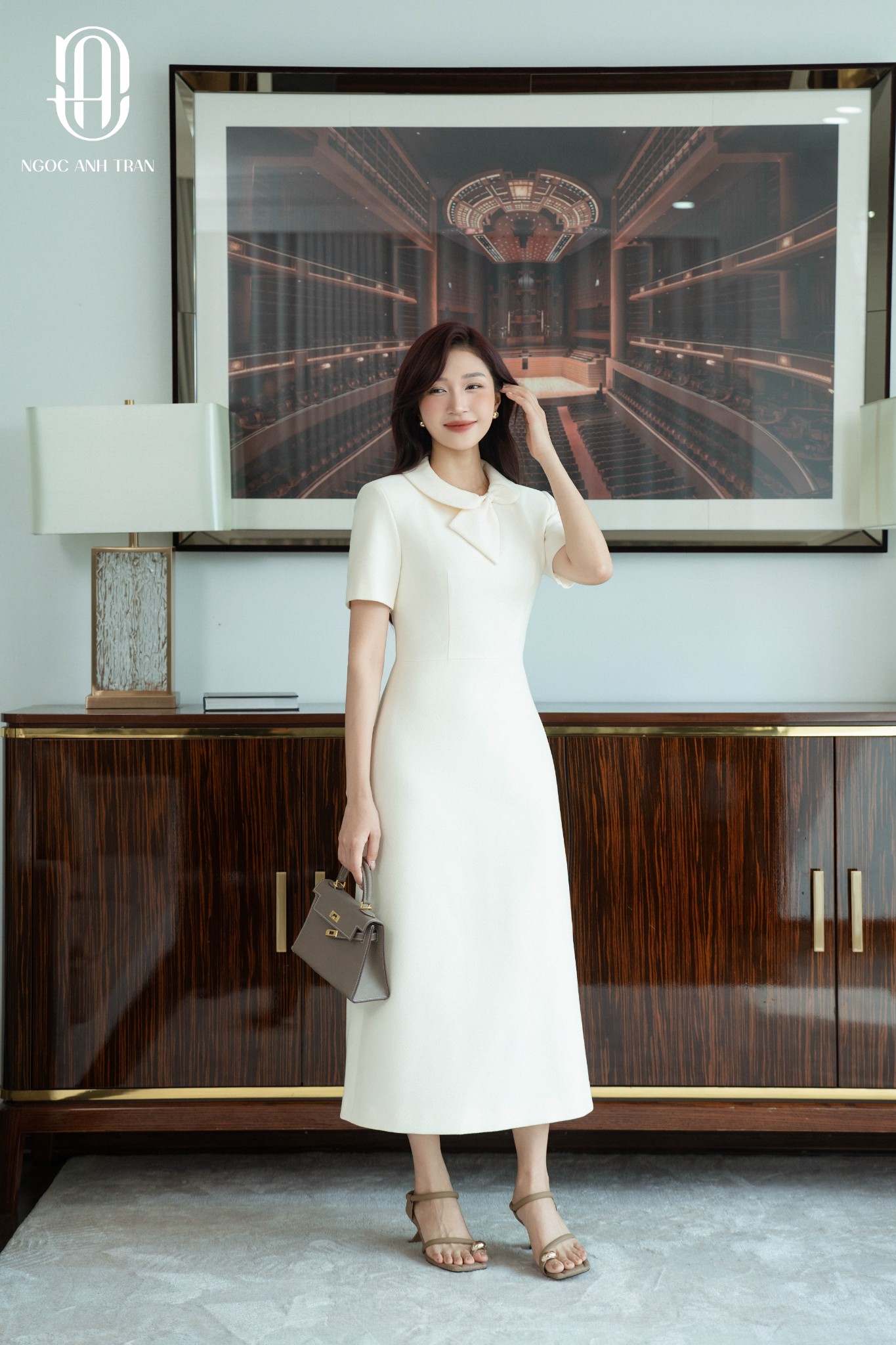 D172 - Váy ivory cổ sen nơ