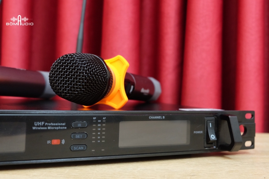 Hình ảnh thực tế Micro DBacoustic DB650 Pro