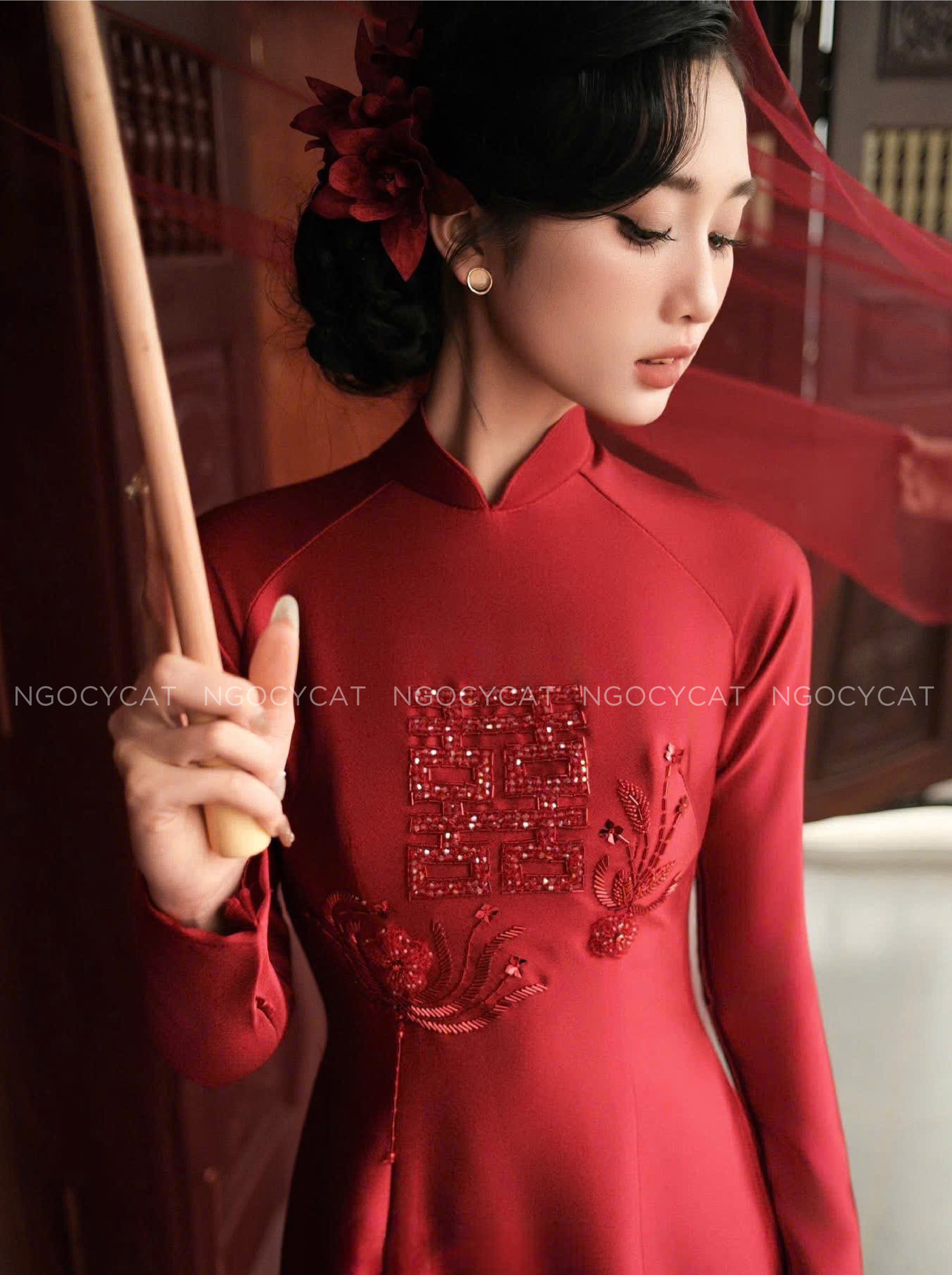 Áo Dài Dâu Rể Đỏ Hỷ Vuông Lưu Sa