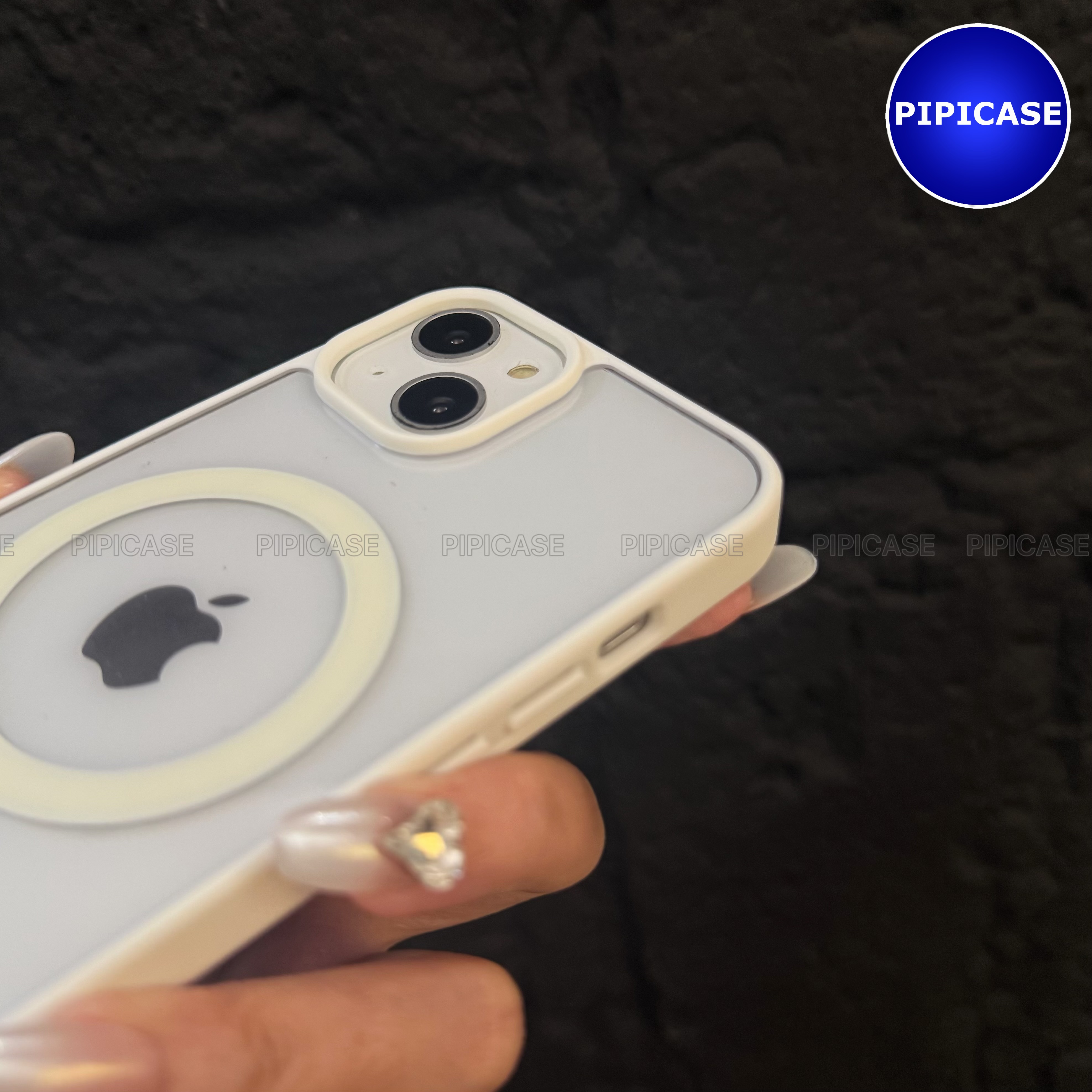 Ốp Lưng iPhone 15 - Chic - Trắng_thumbnail_14