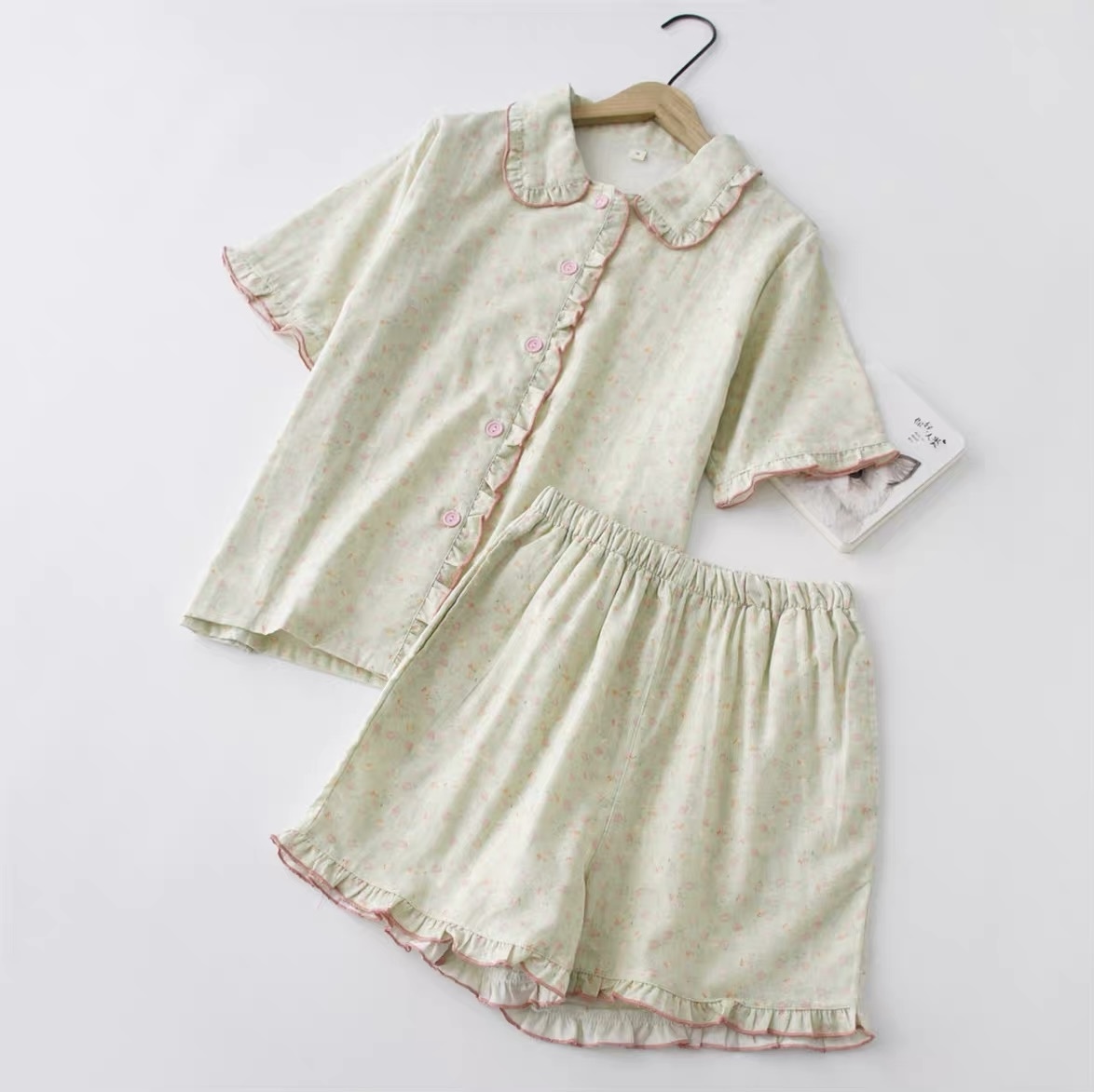 Bộ Pizama Cổ Sen Viền Bèo Xô Cotton Cộc