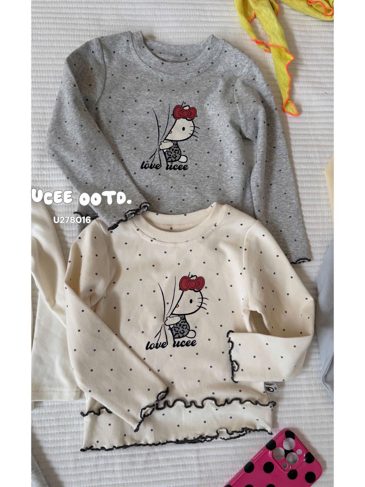 UC30 - Áo thun chấm bi Kitty UCEE 278016