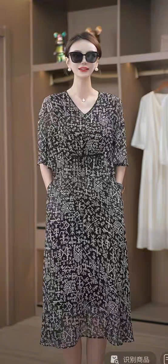 18451-Đầm voan in hoạt tiết giả rời tay dơi cách điệu (voan,lót)