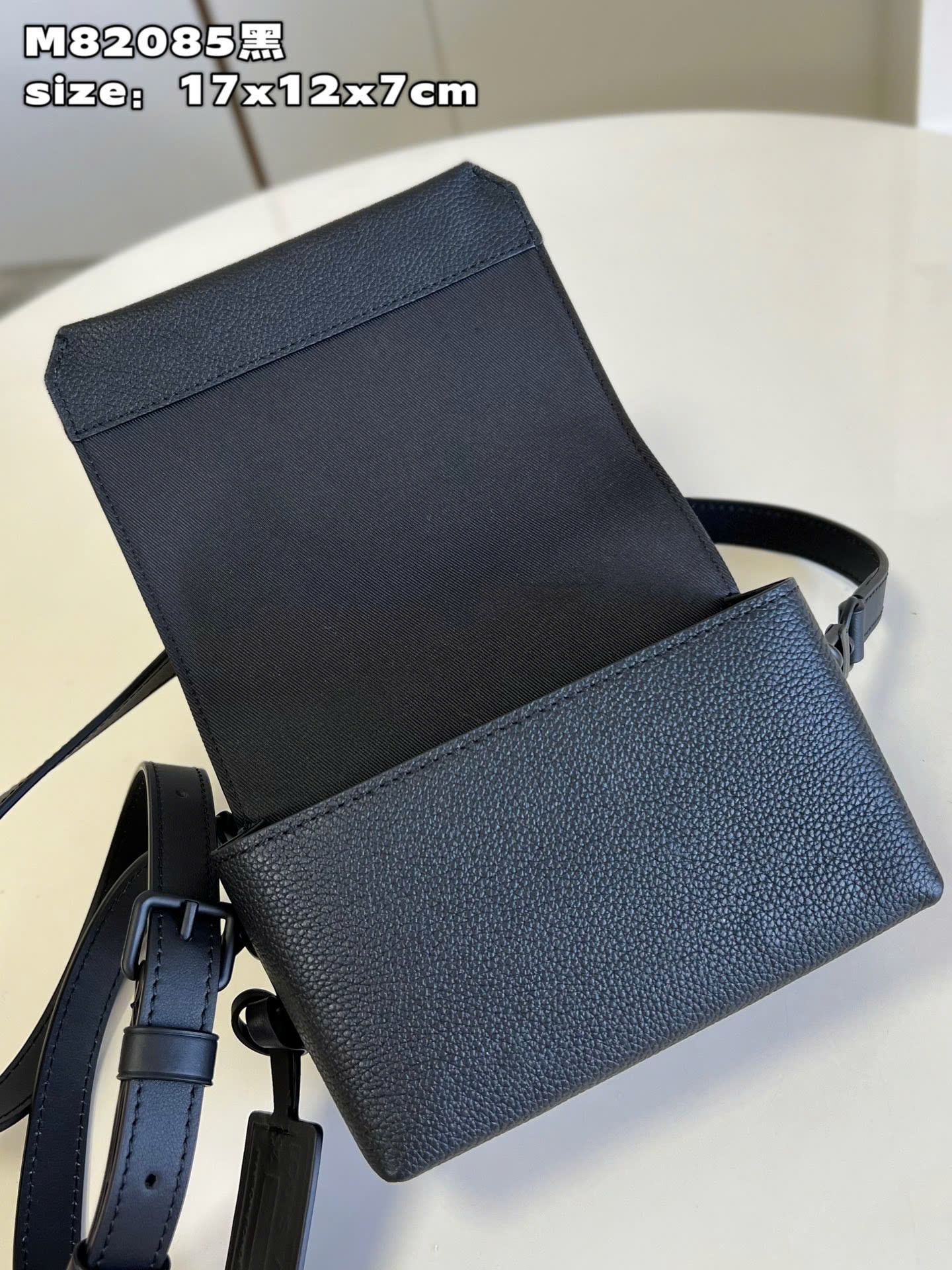 Ví đeo tay Louis Vuitton Fastline_thumbnail_6