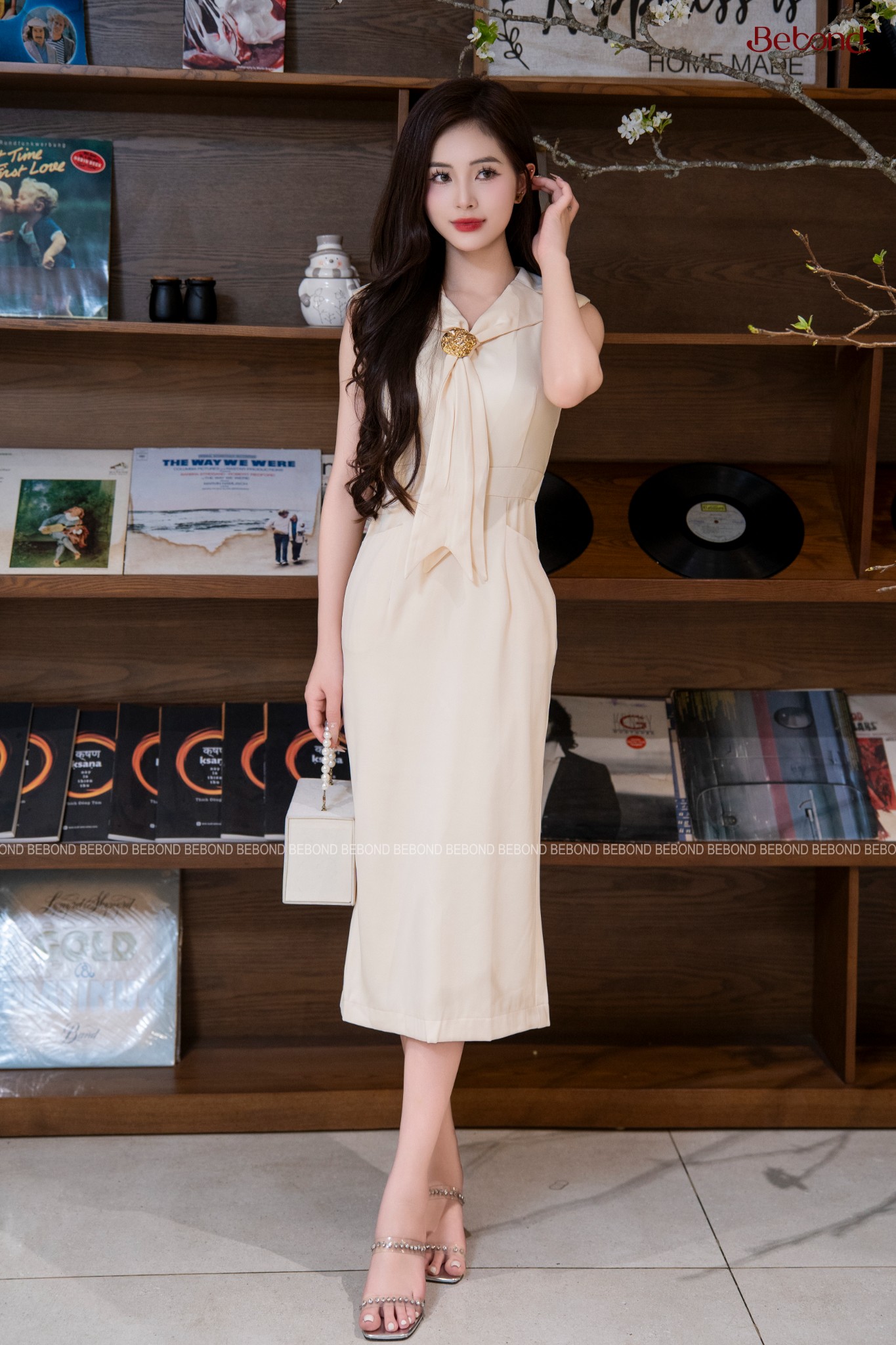 Đầm tay hến cổ cách điệu CADY màu BE