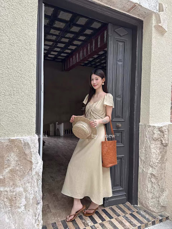 Lucas - Váy cổ vuông buộc nơ cộc tay viền chân ngực 2 hàng đính charm chân xòe_thumbnail_4
