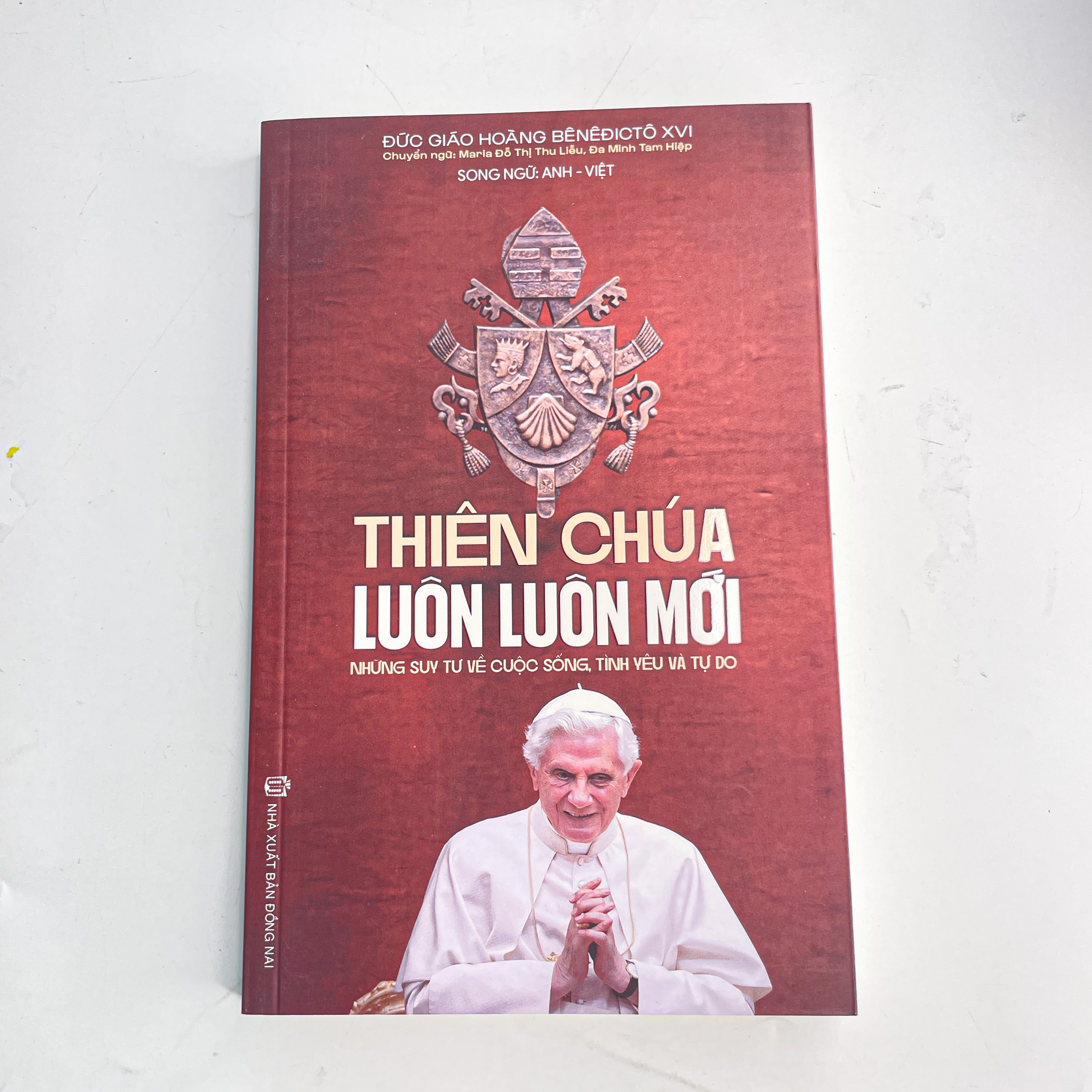 Thiên Chúa luôn luôn mới_thumbnail_0