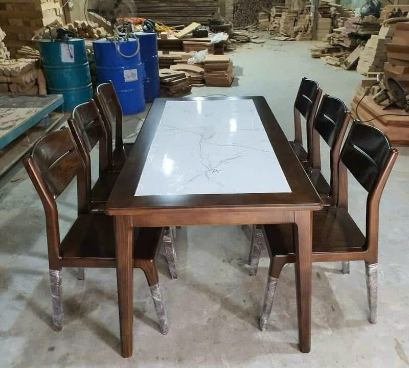 Bộ bàn ăn gỗ sồi nga mẫu BA18