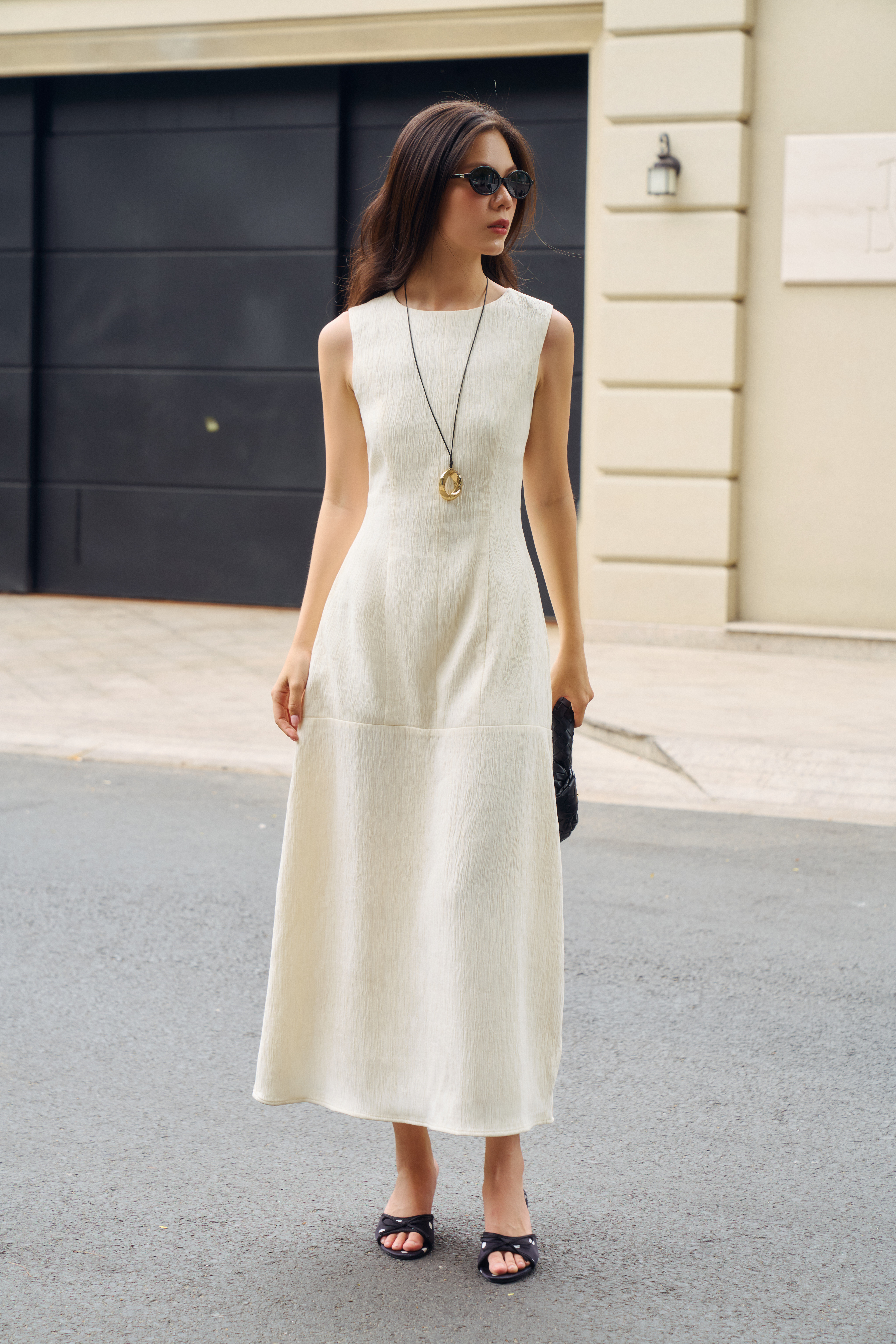 QUIET LINE DRESS_thumbnail_4