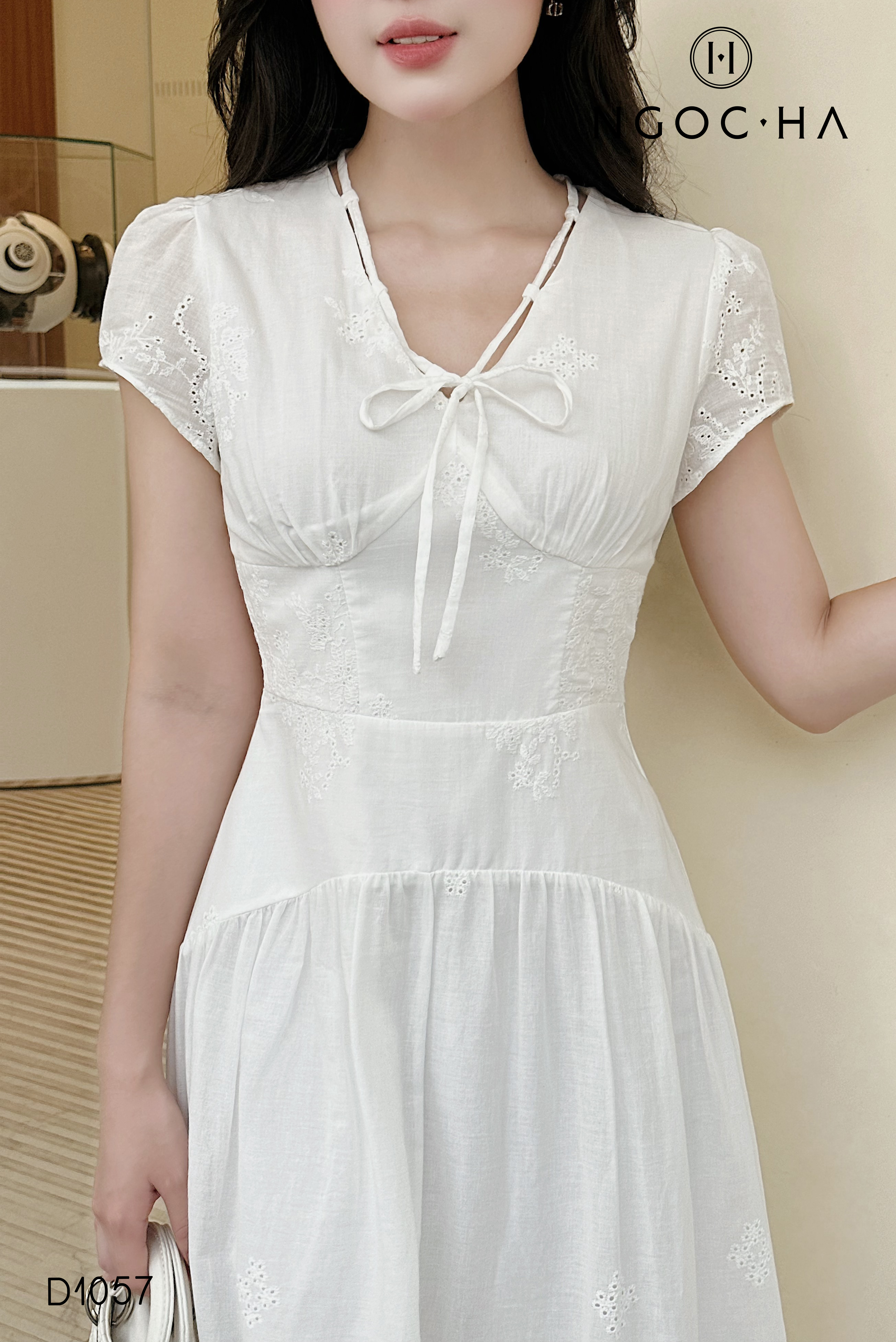 Venus Dress_ Đầm Thô Thêu Màu Trắng D1057_thumbnail_4