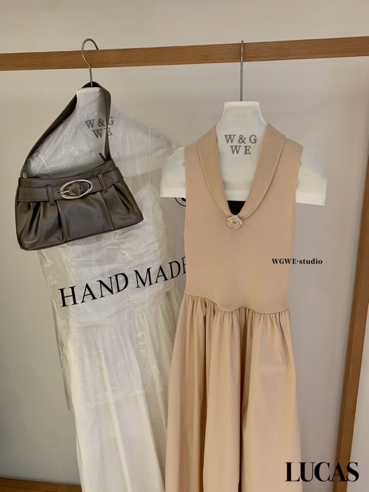 Váy zile cổ bẻ đính hoa trà zile chân xòe_thumbnail_1