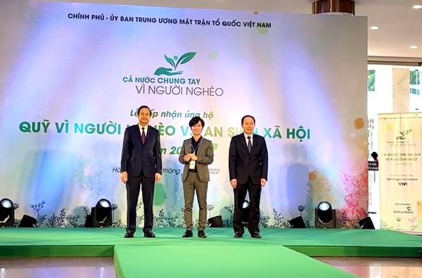 Mela Cùng Chương Trình “Cả Nước Chung Tay Vì Người Nghèo” 2022