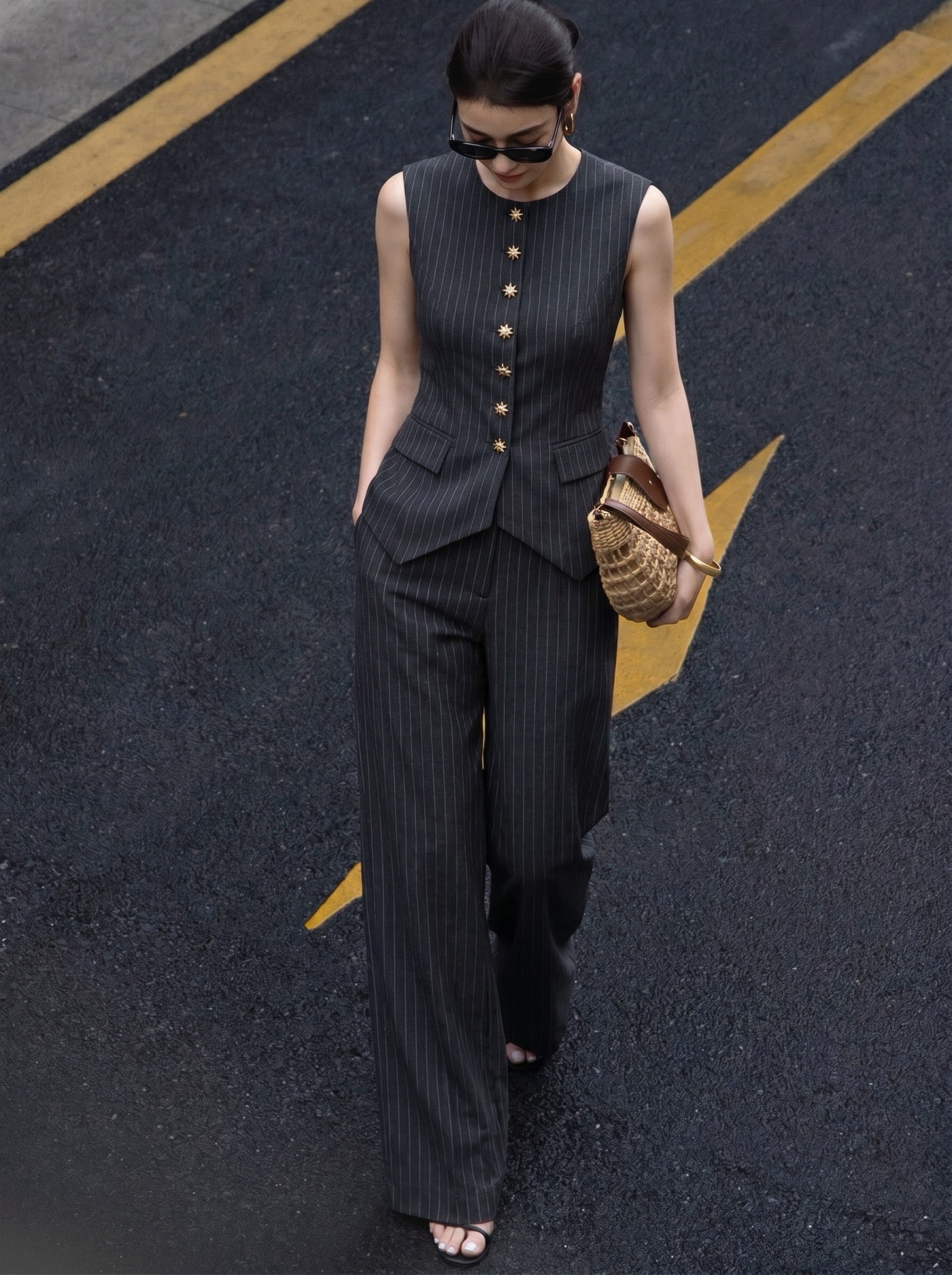 Bộ vest gile kẻ 26504 đen_thumbnail_3