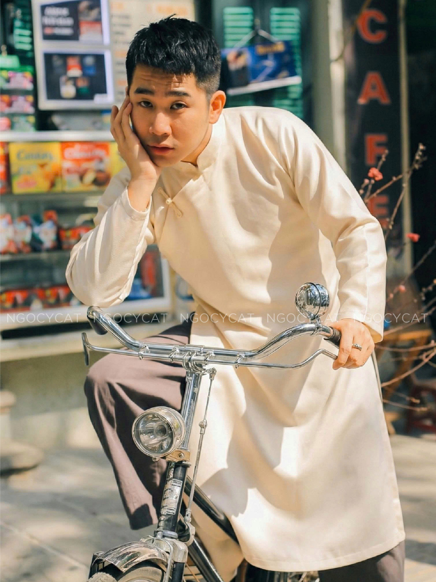 Áo Dài Nam Màu Be Trơn_thumbnail_1