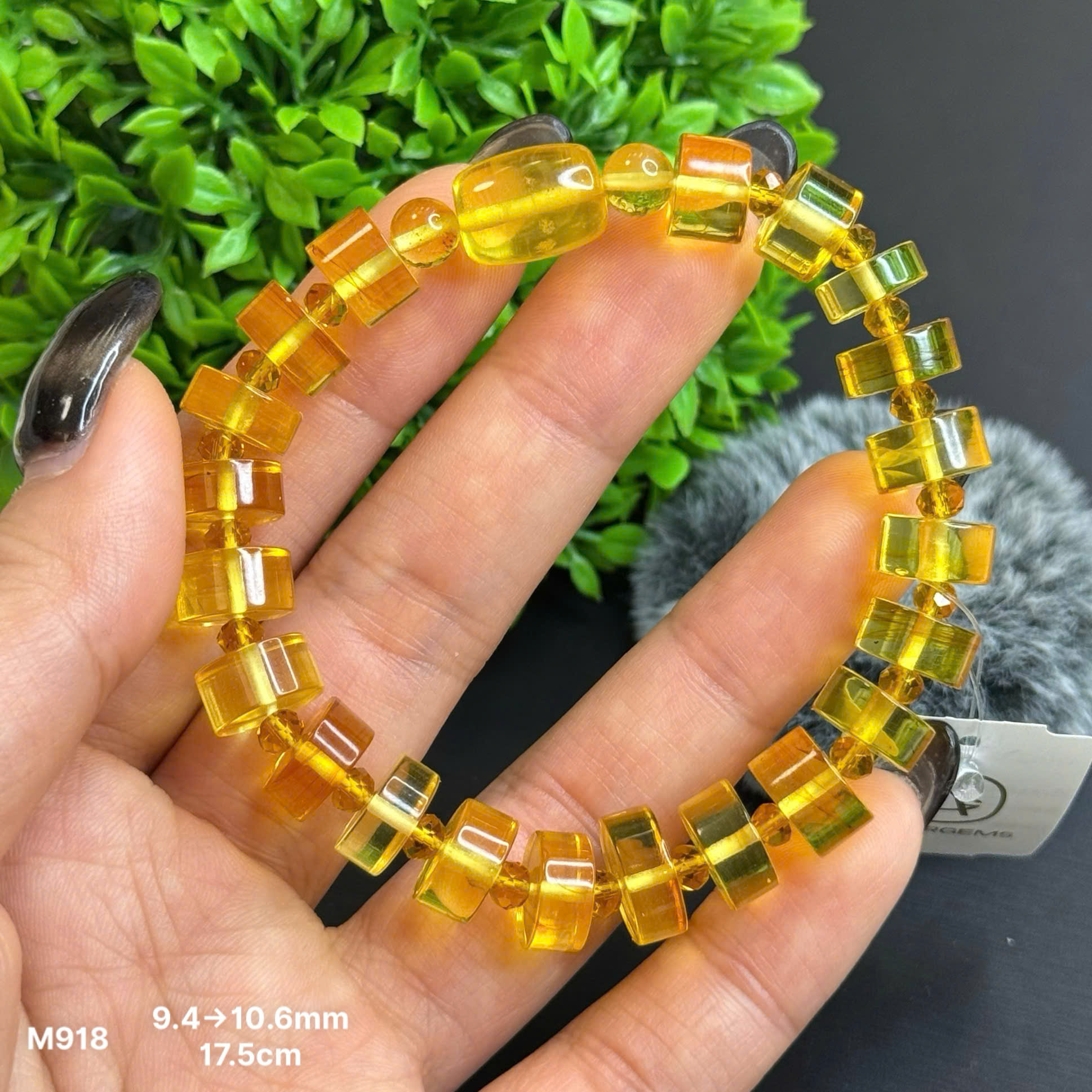 Lắc Bánh Xe Rêu Trong - M918