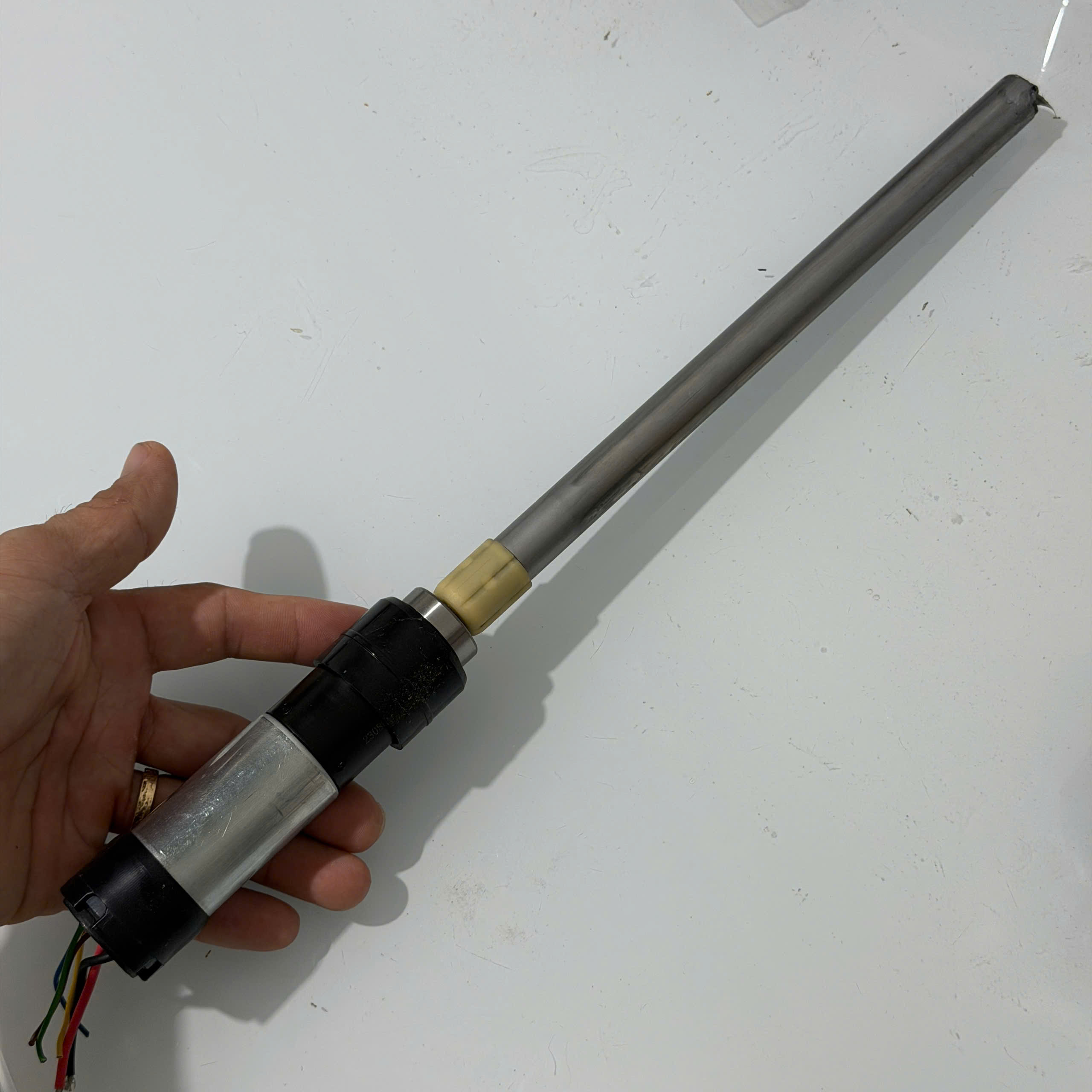 Bộ động cơ 12v +vít me điện tháo xi lanh cốp xe con