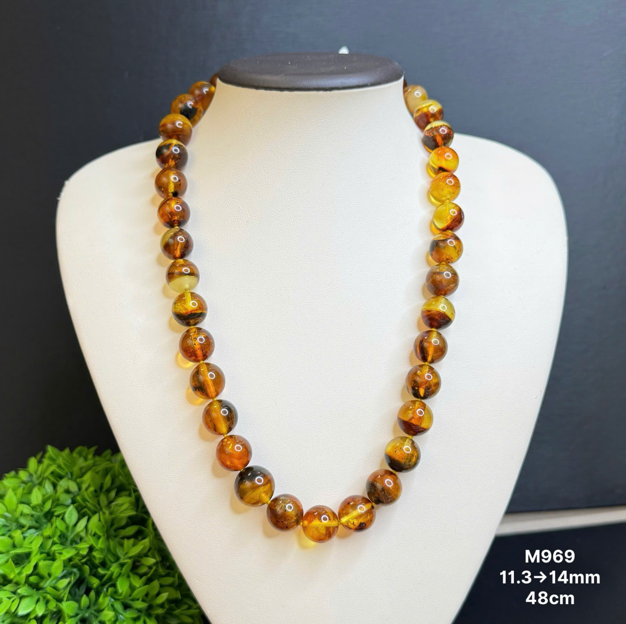Vòng Cổ Khảm Trai Ánh Huyết - M969