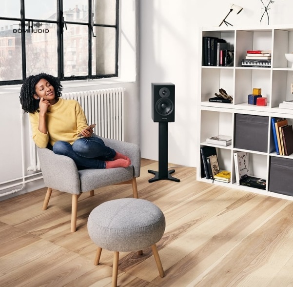 loa Dynaudio Emit 20 dễ dàng phối ghép amply