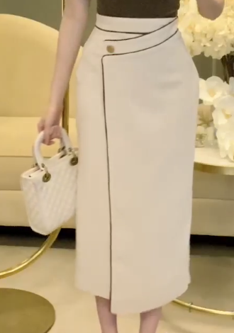 Chân Váy Suông Phối Vạt Lệch