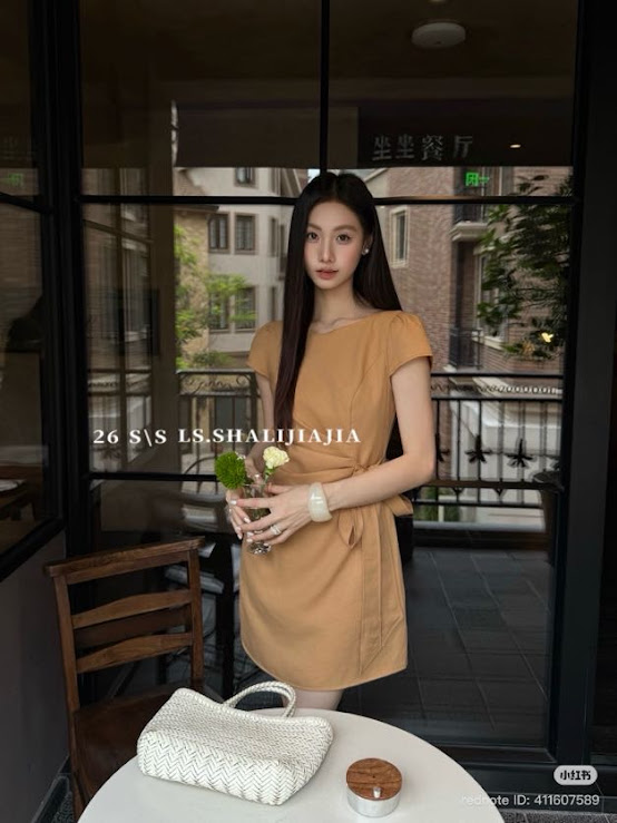 Lucas - Váy cổ tròn cộc tay dáng ngắn xếp ly buộc nơ lệch 1 bên eo GENTLE_thumbnail_6