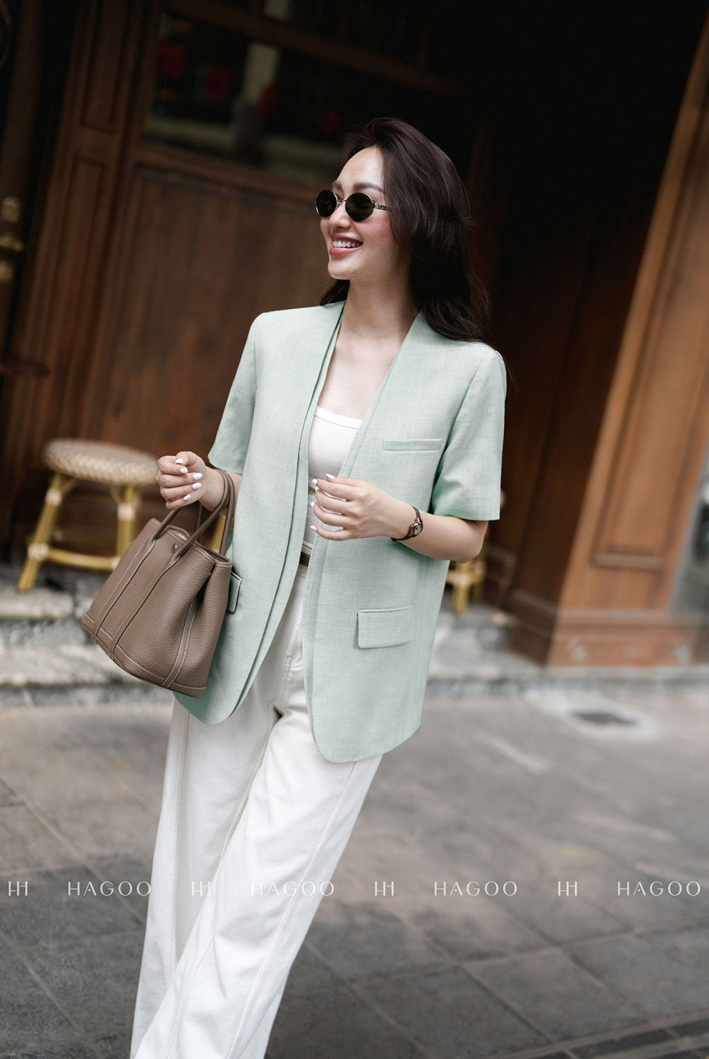 Áo Blazer suông 2 tà cộc tay