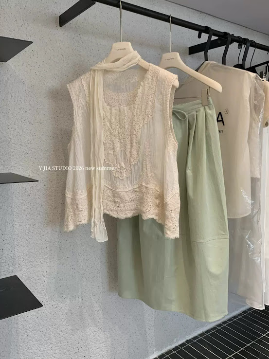 Lucas - Set áo voan thêu ren zile phom suông nhẹ + chân váy xanh dáng xòe dài