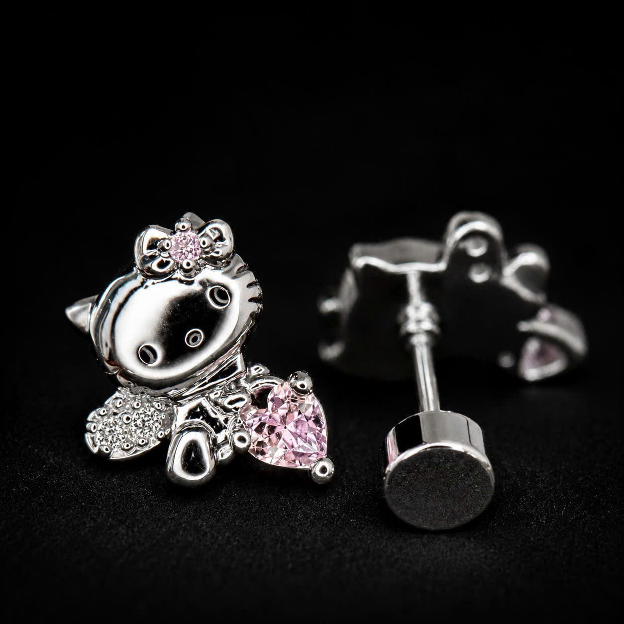 khuyên kiểu hello kitty trái tim hồng bi