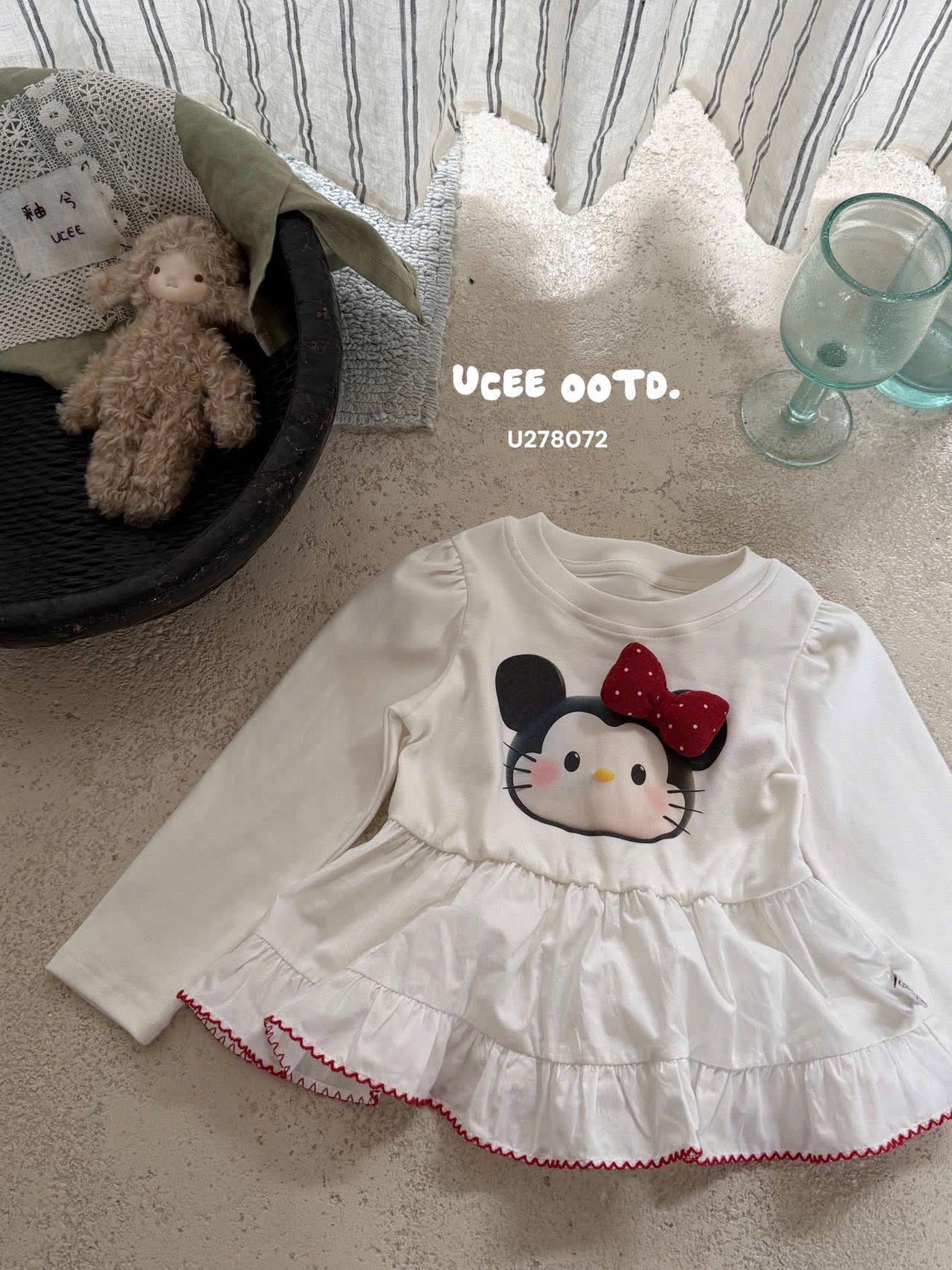 UC21 - Áo thun dài tay phối bèo thô hình Kitty 278072