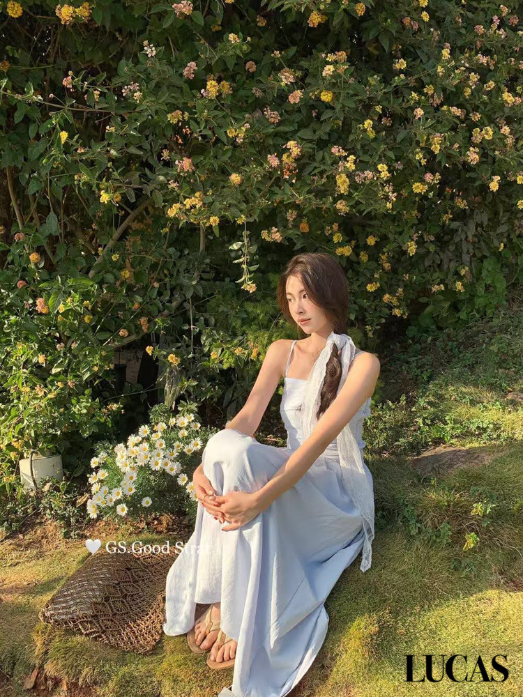 Váy 2 dây ngực đan + chân xòe maxi GS + khăn ren_thumbnail_2