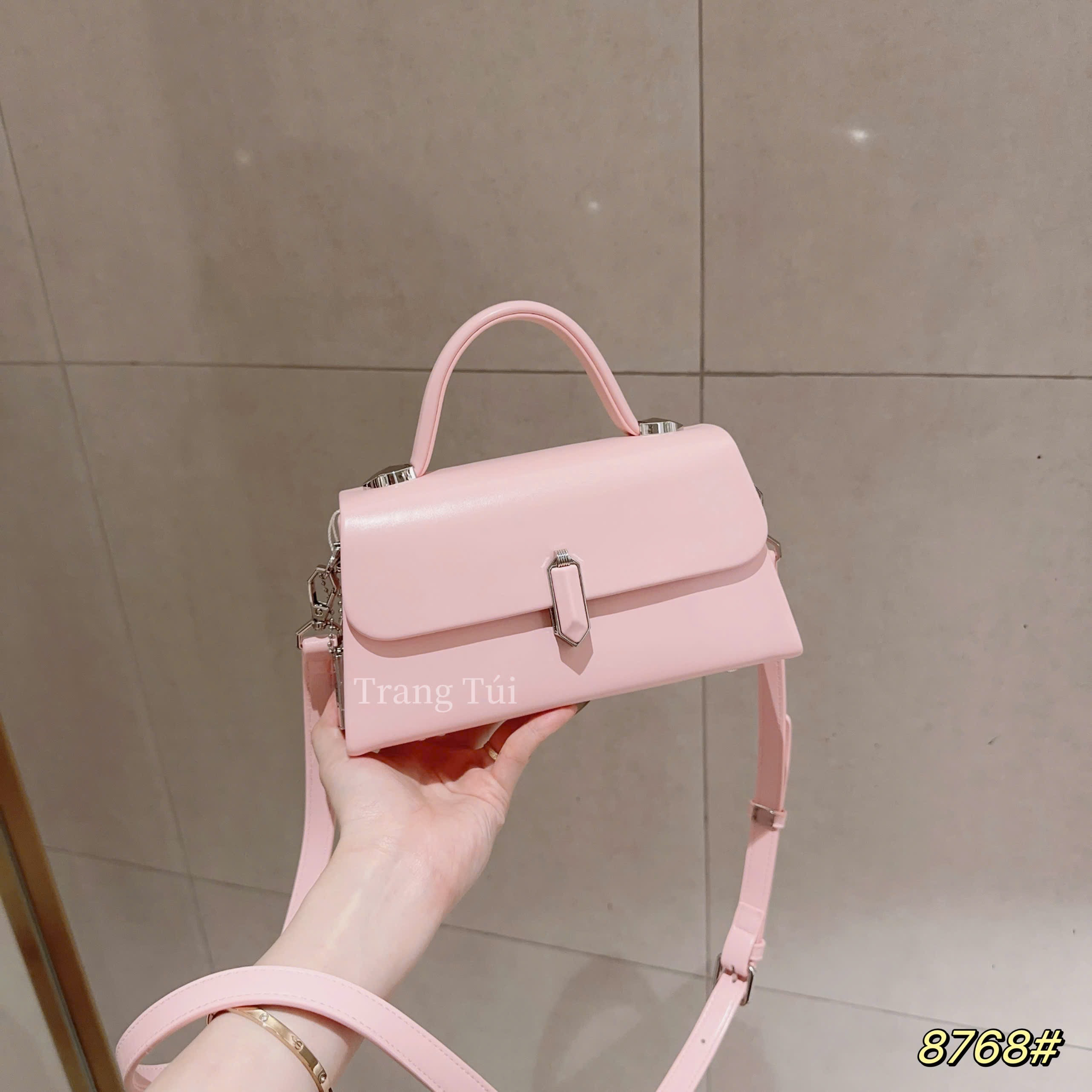 HỒNG