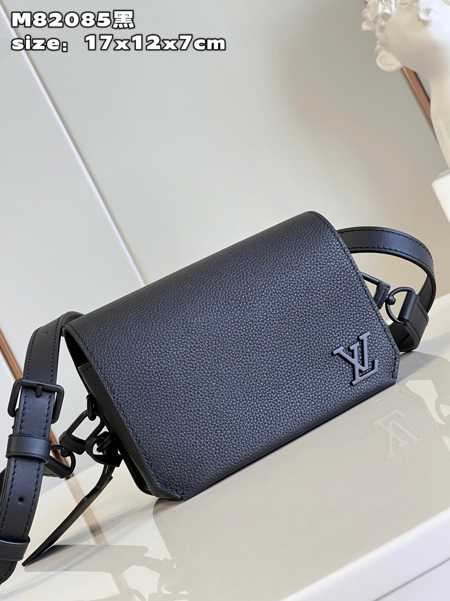 Ví đeo tay Louis Vuitton Fastline_thumbnail_8