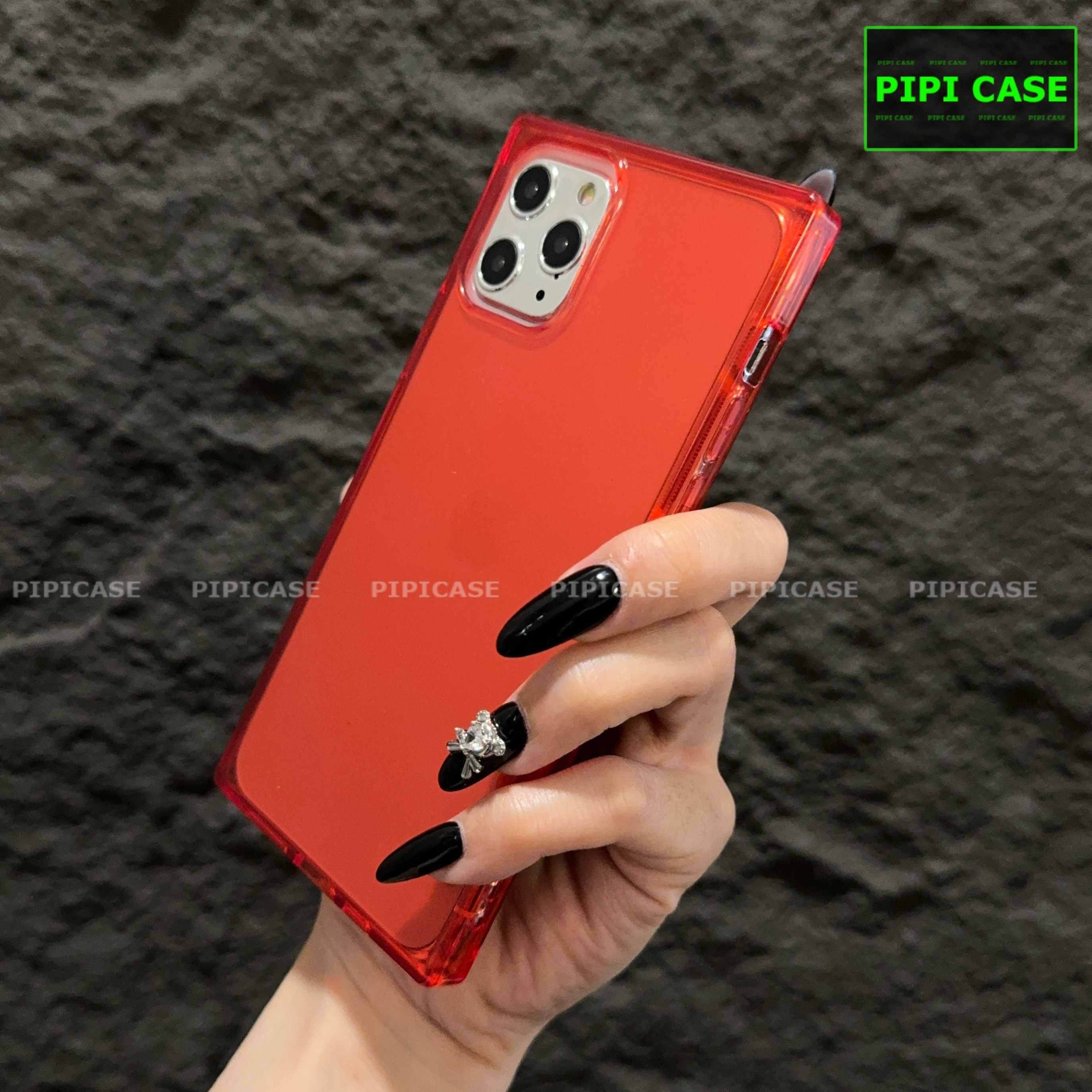 Ốp Lưng iPhone 11 Pro - Layla - Đỏ