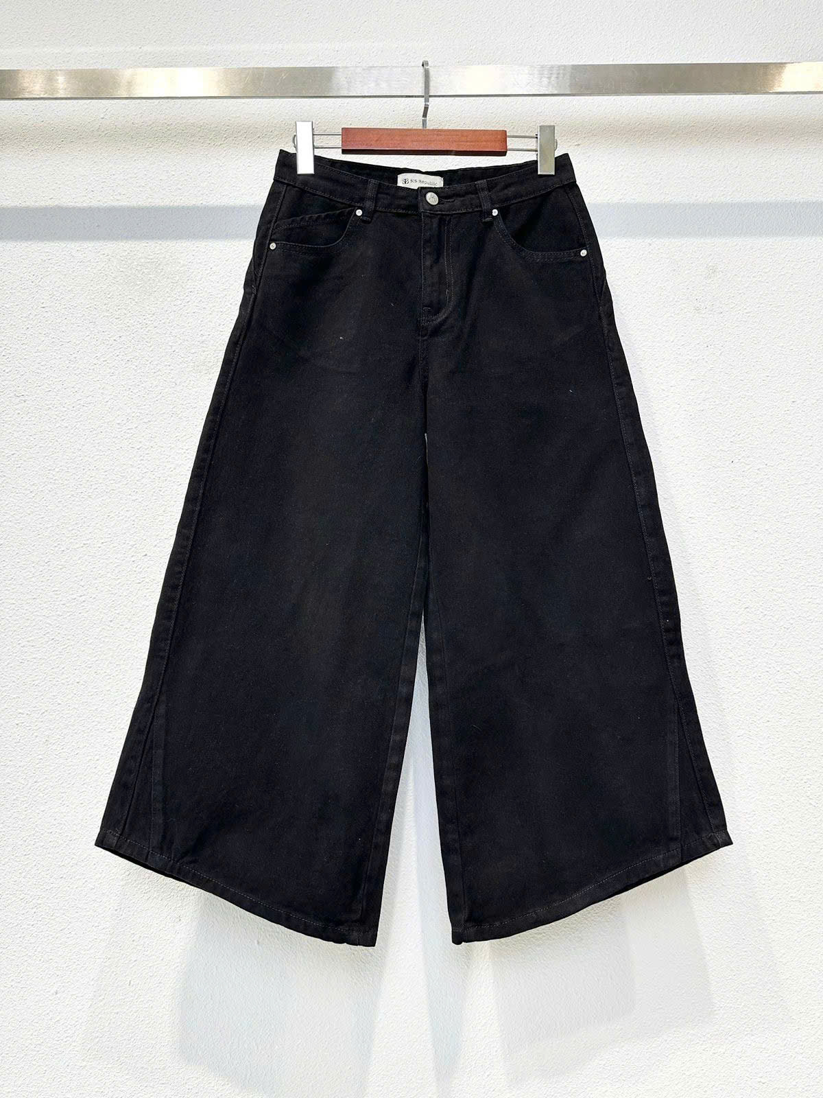 QUAN JEAN