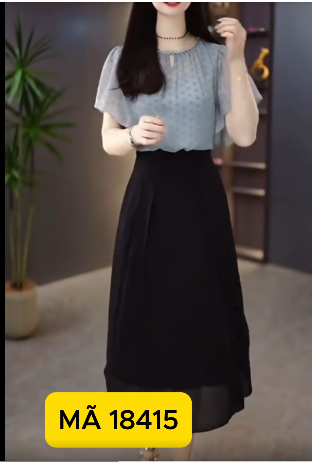 18145-Đầm xòe liền thân phối  voan xanh chấm bi ( voan, lót)