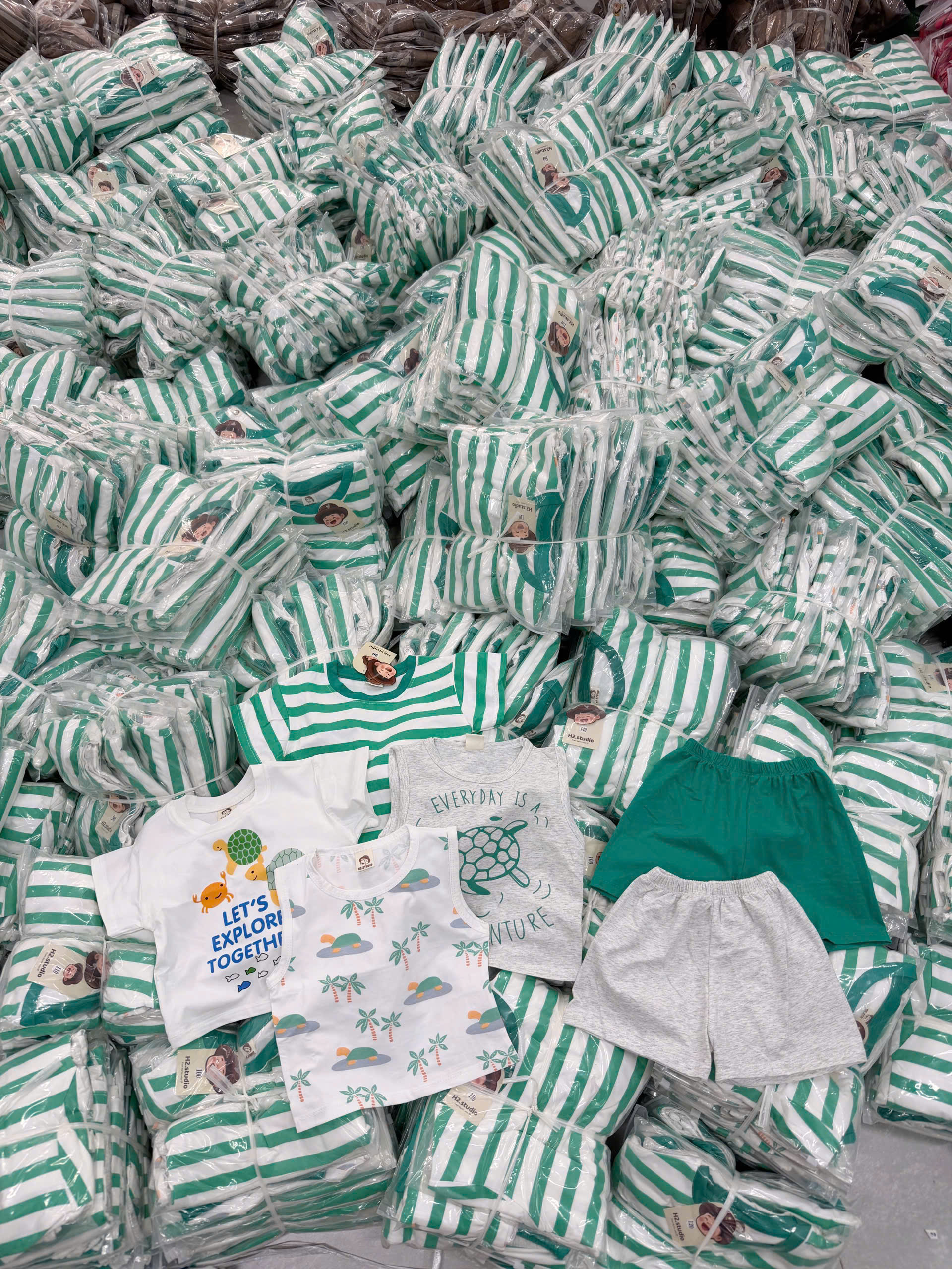 B59 SET 4 ÁO 2 QUẦN SỌC XANH- A100.364_thumbnail_2