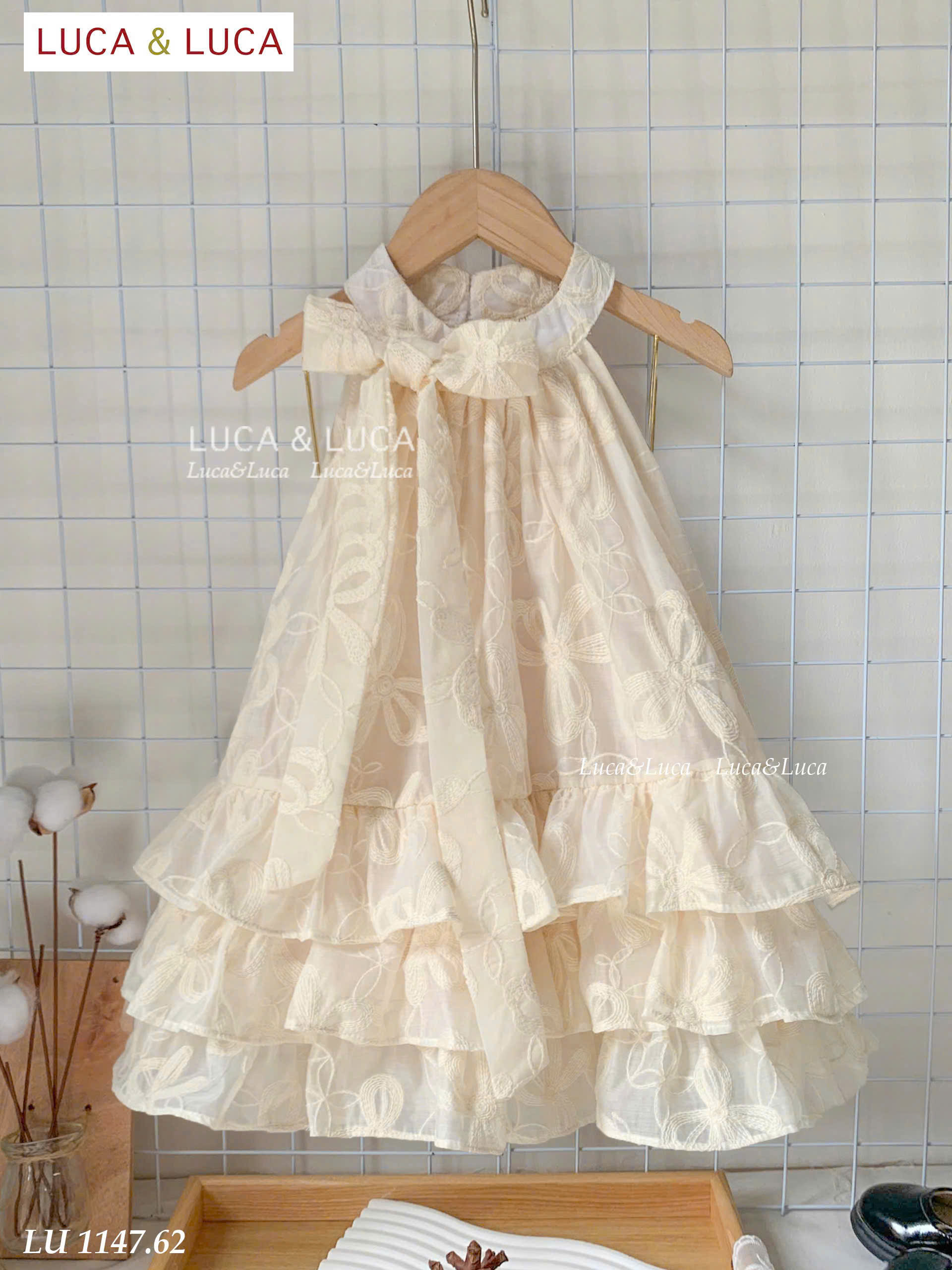 HE75 Đầm tầng bé