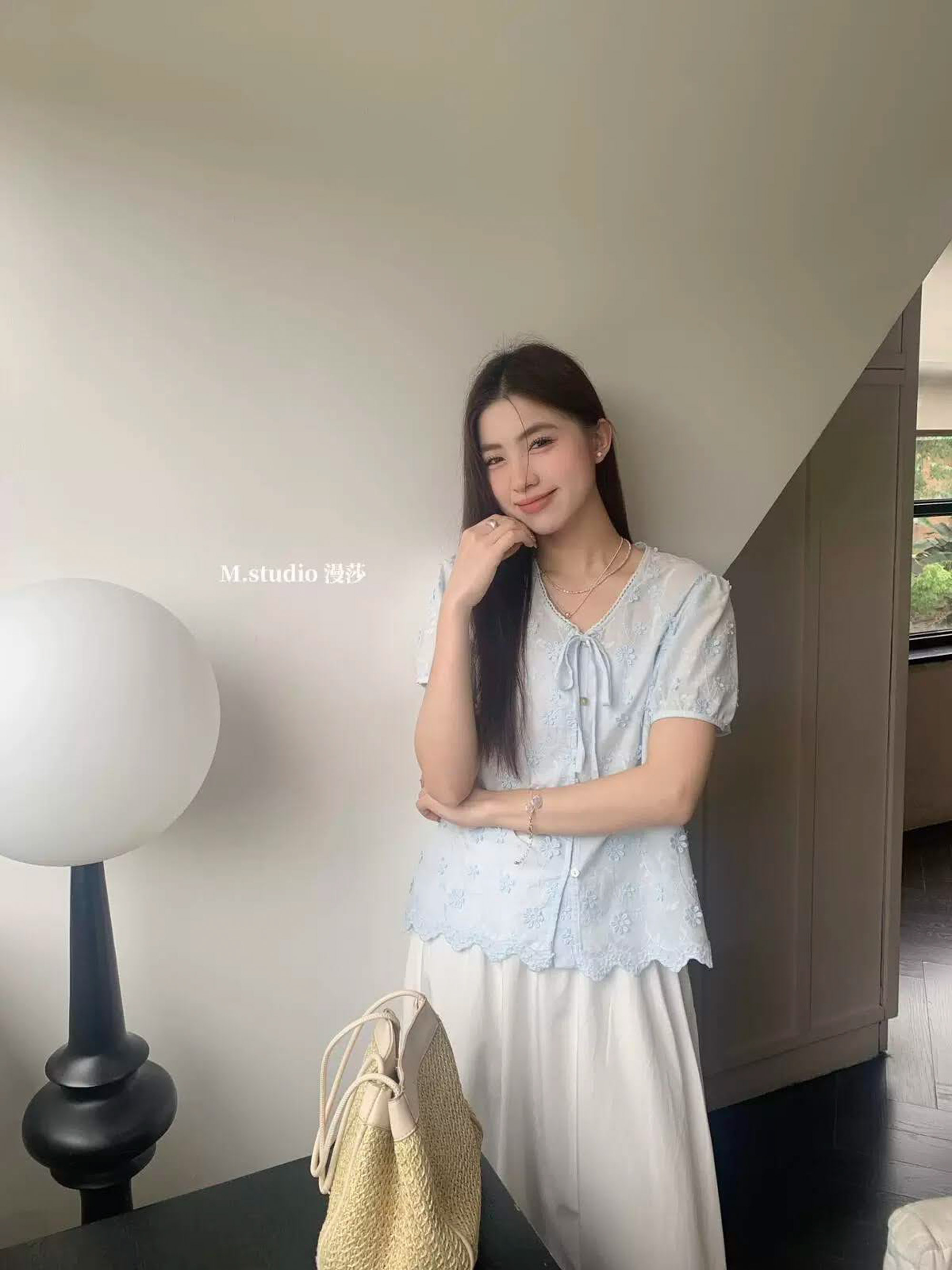 Áo sơ mi thô thêu cổ tim cài cúc nơ cổ 26006 UU_thumbnail_3