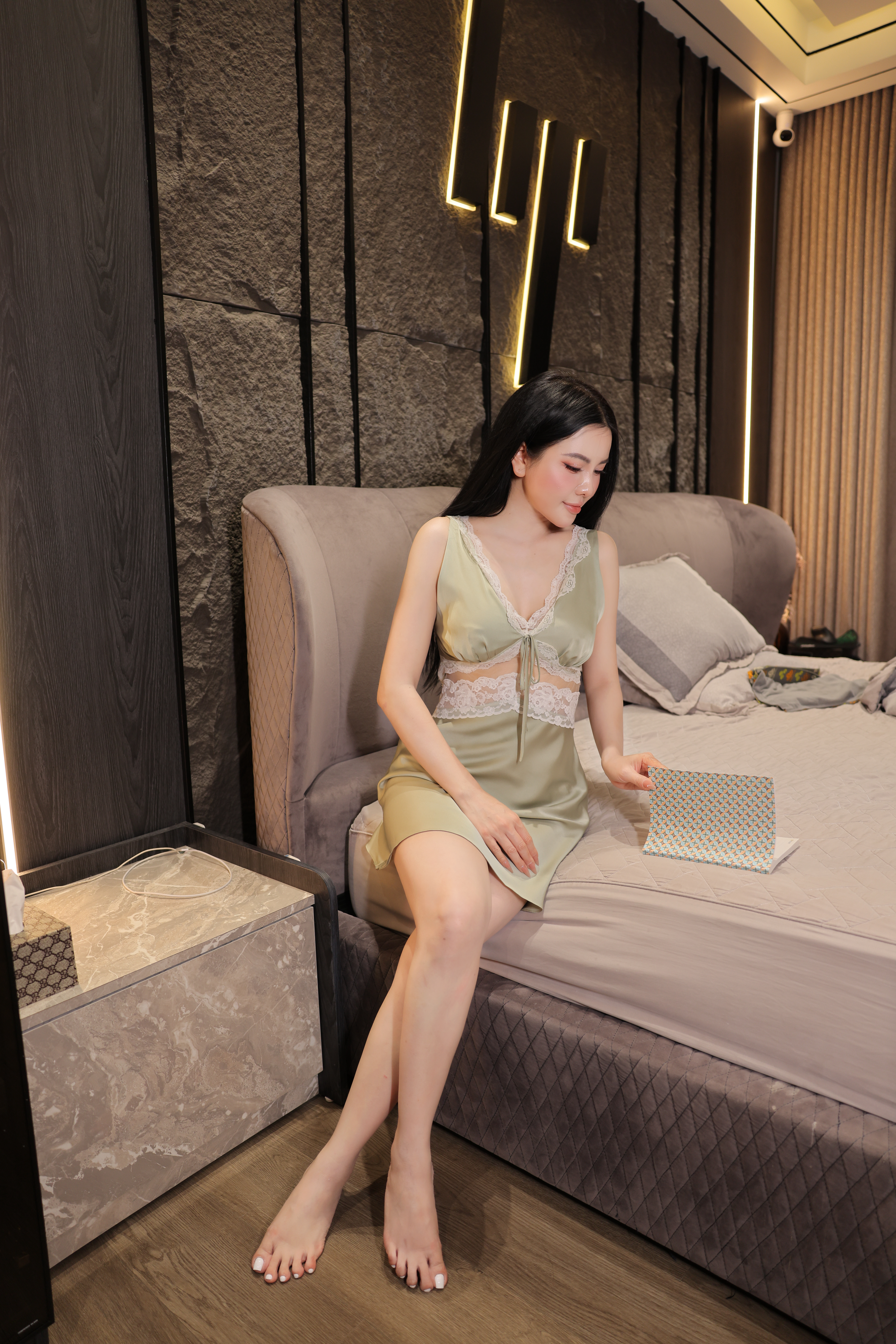 Váy Lụa Phối Ren Cao Cấp V53_thumbnail_14