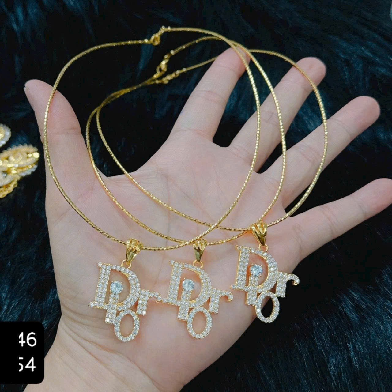 Kiềng Mềm Mặt DiOr