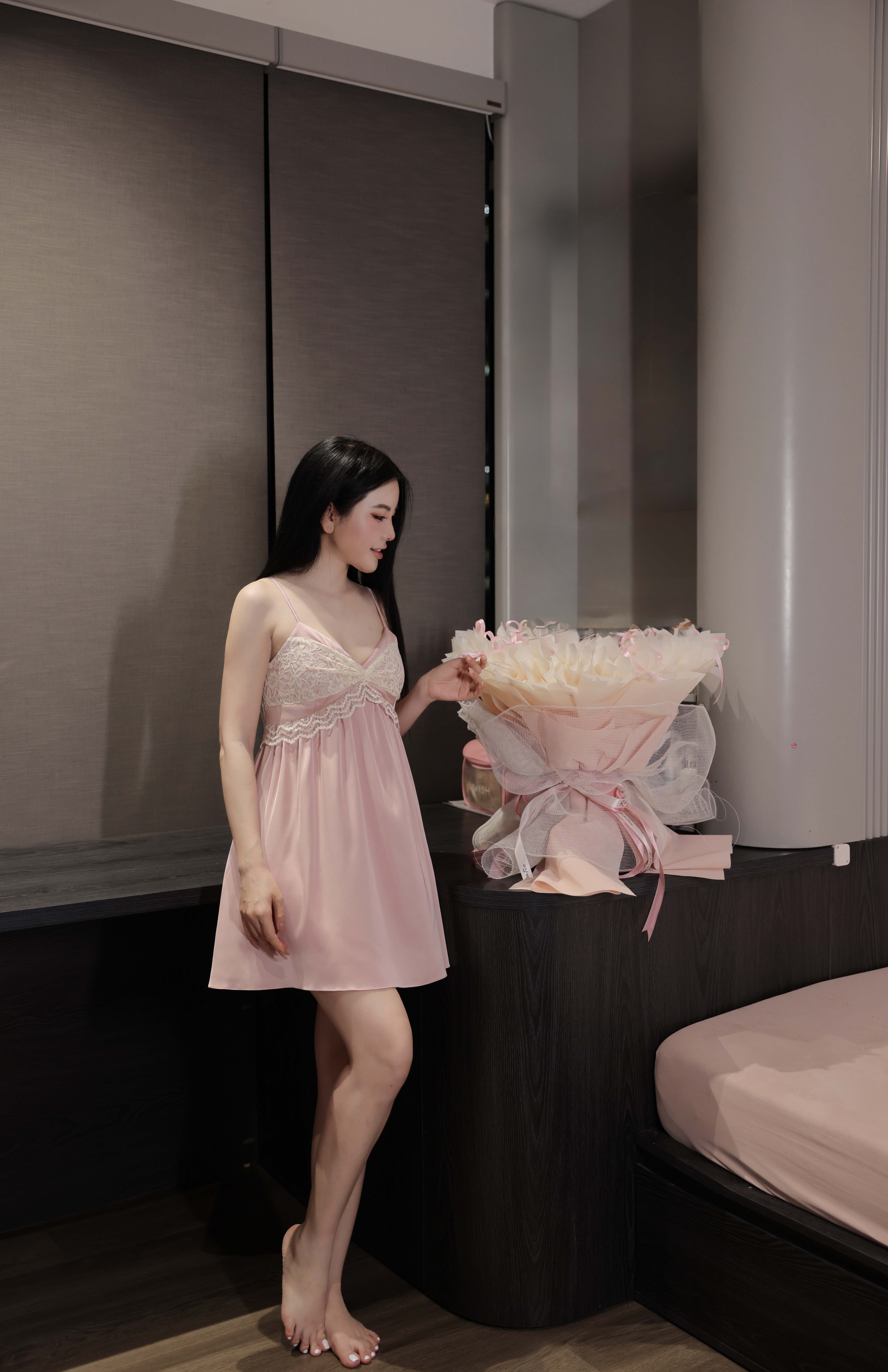 Váy Lụa Phối Ren V54_thumbnail_1