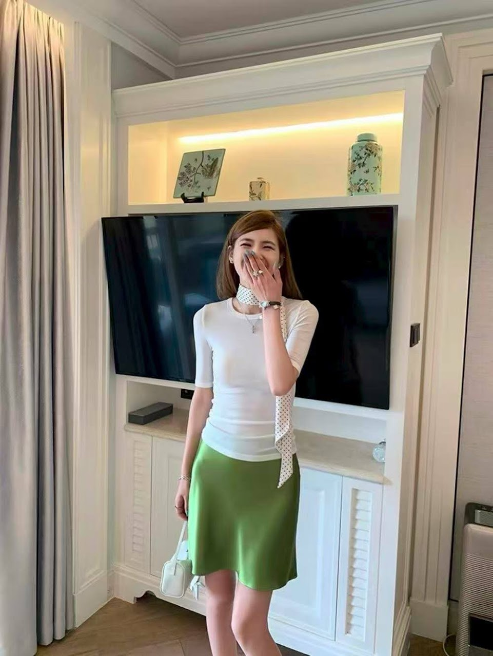 Lucas - chân váy lụa xòe A dáng ngắn basic_thumbnail_2