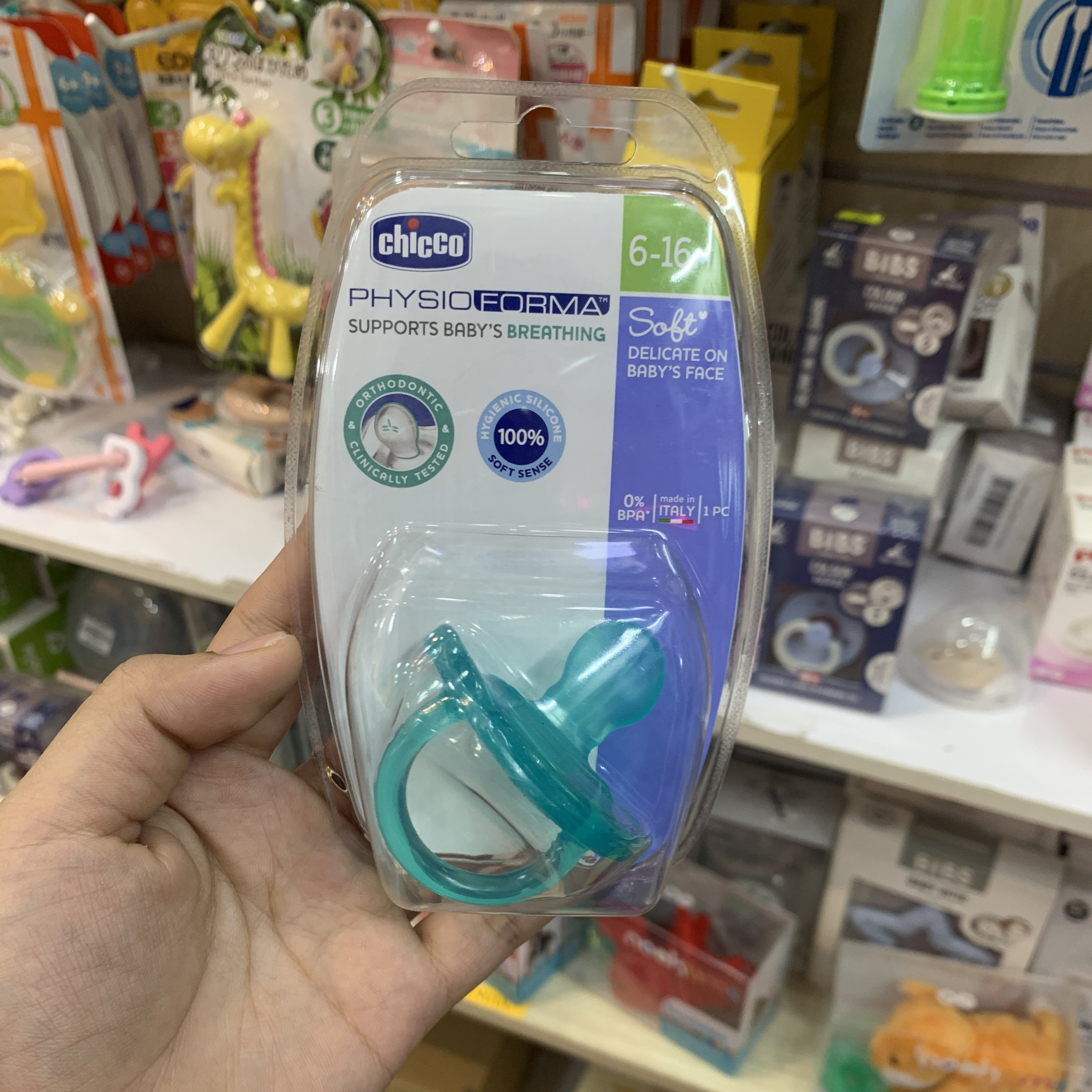 Ty ngậm Chicco Sillicon Physio Soft XANH 6M+