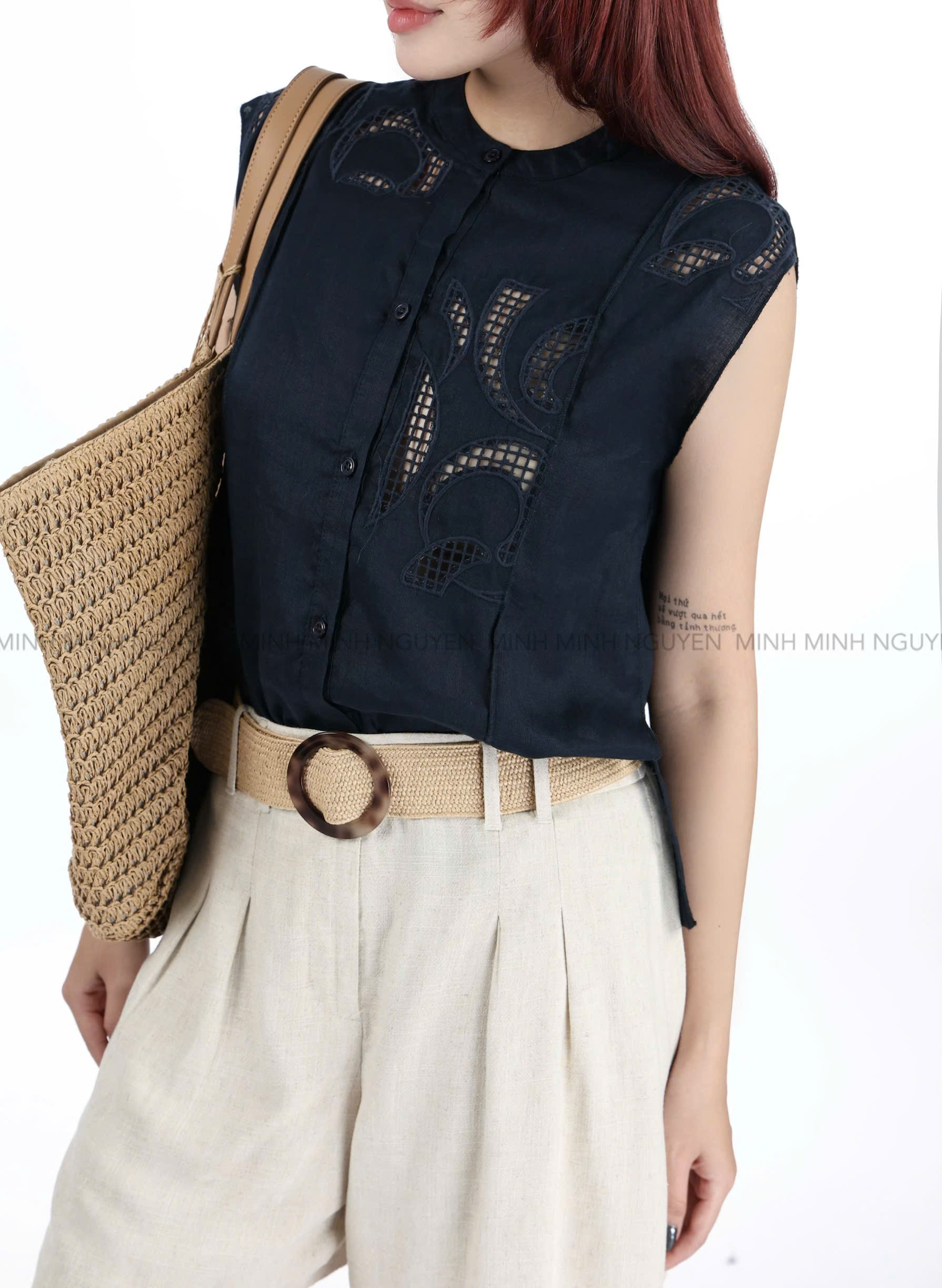 AO LINEN_thumbnail_1