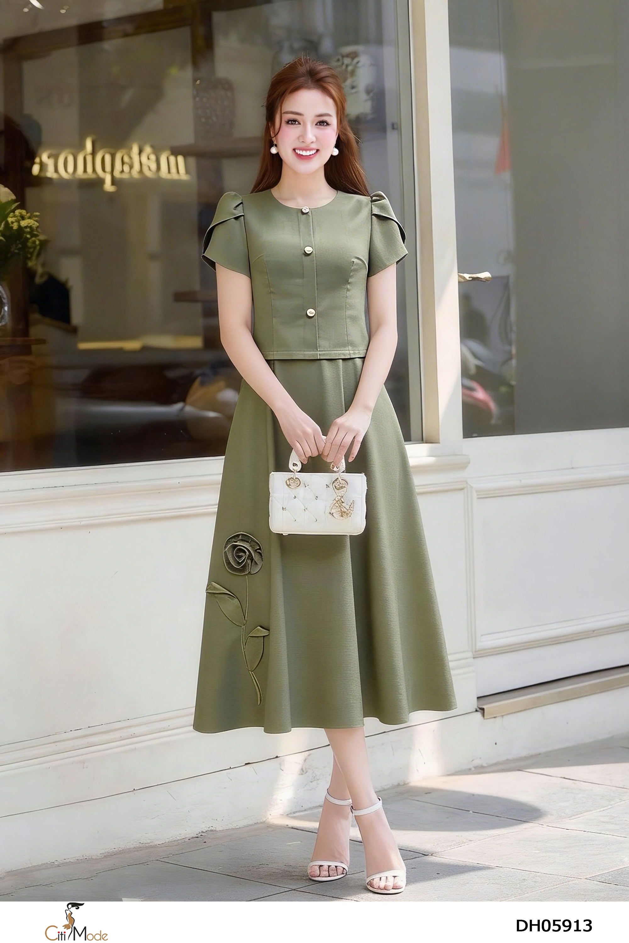 Đầm xòe rêu giả set cổ tròn tay cọc đính hoa chân