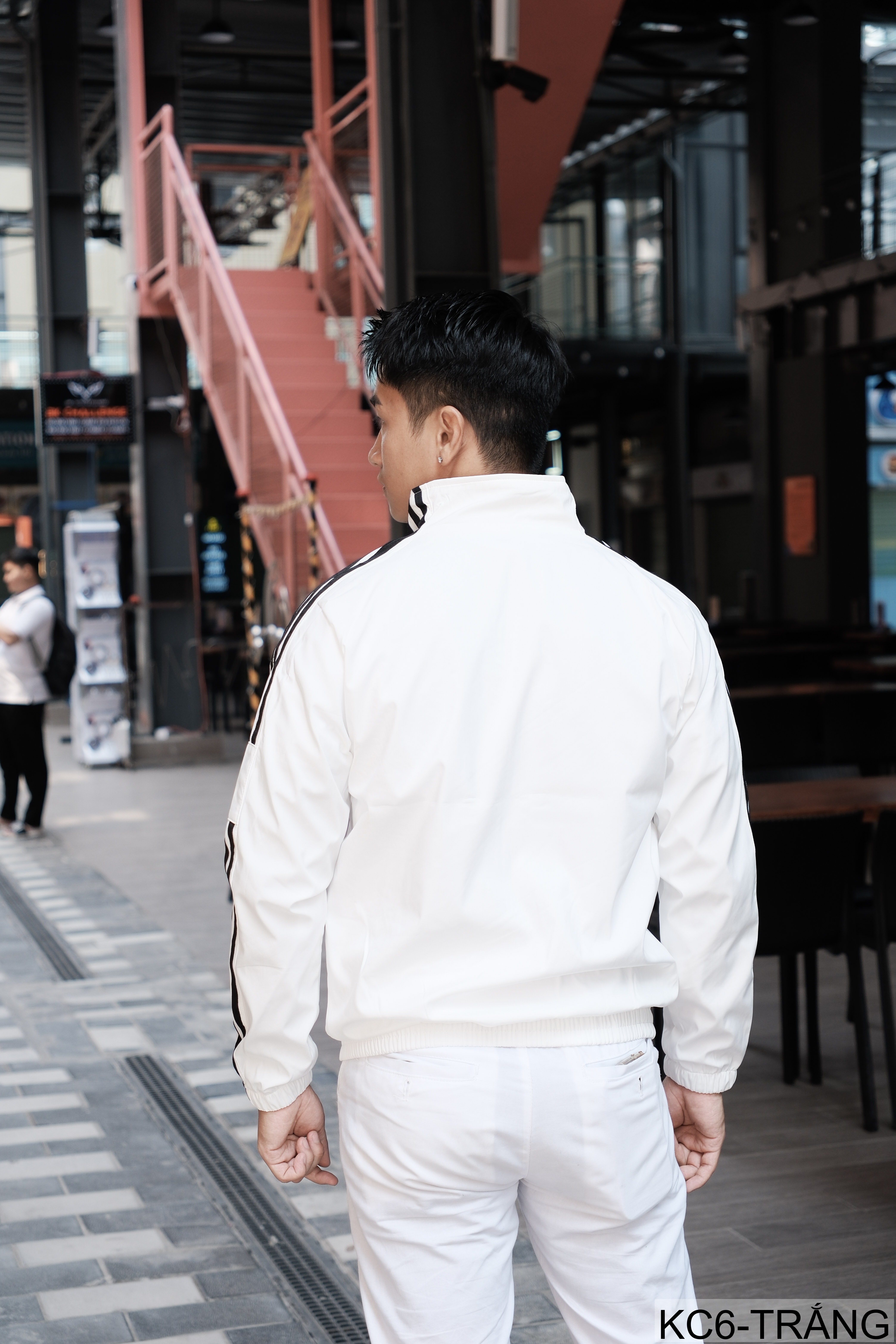 KC6 - Áo khoác nam thể thao cổ đứng tay dài chống mài mòn, thoáng khí, 3 màu trắng xanh lá đen_thumbnail_1